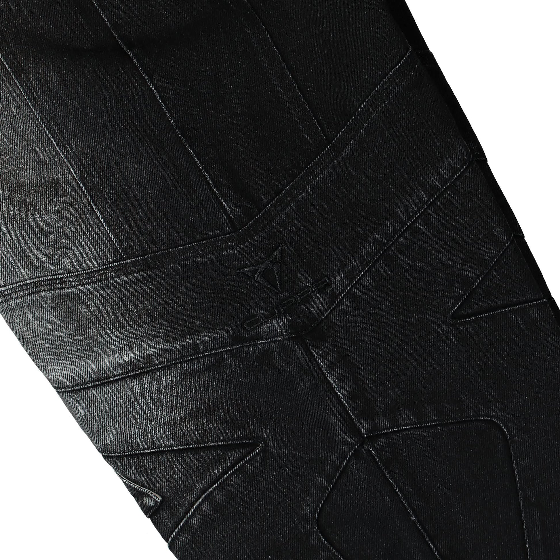 GATE Washed Panelled Denim Black Detail view 6 | Gate