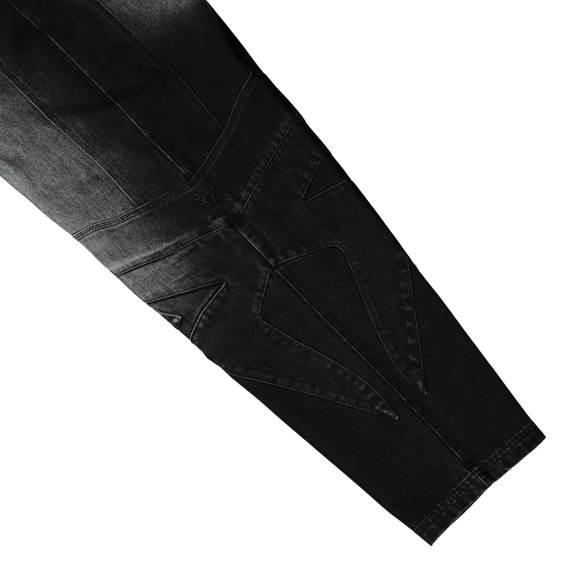 GATE Washed Panelled Denim Black Detail view 7 | Gate