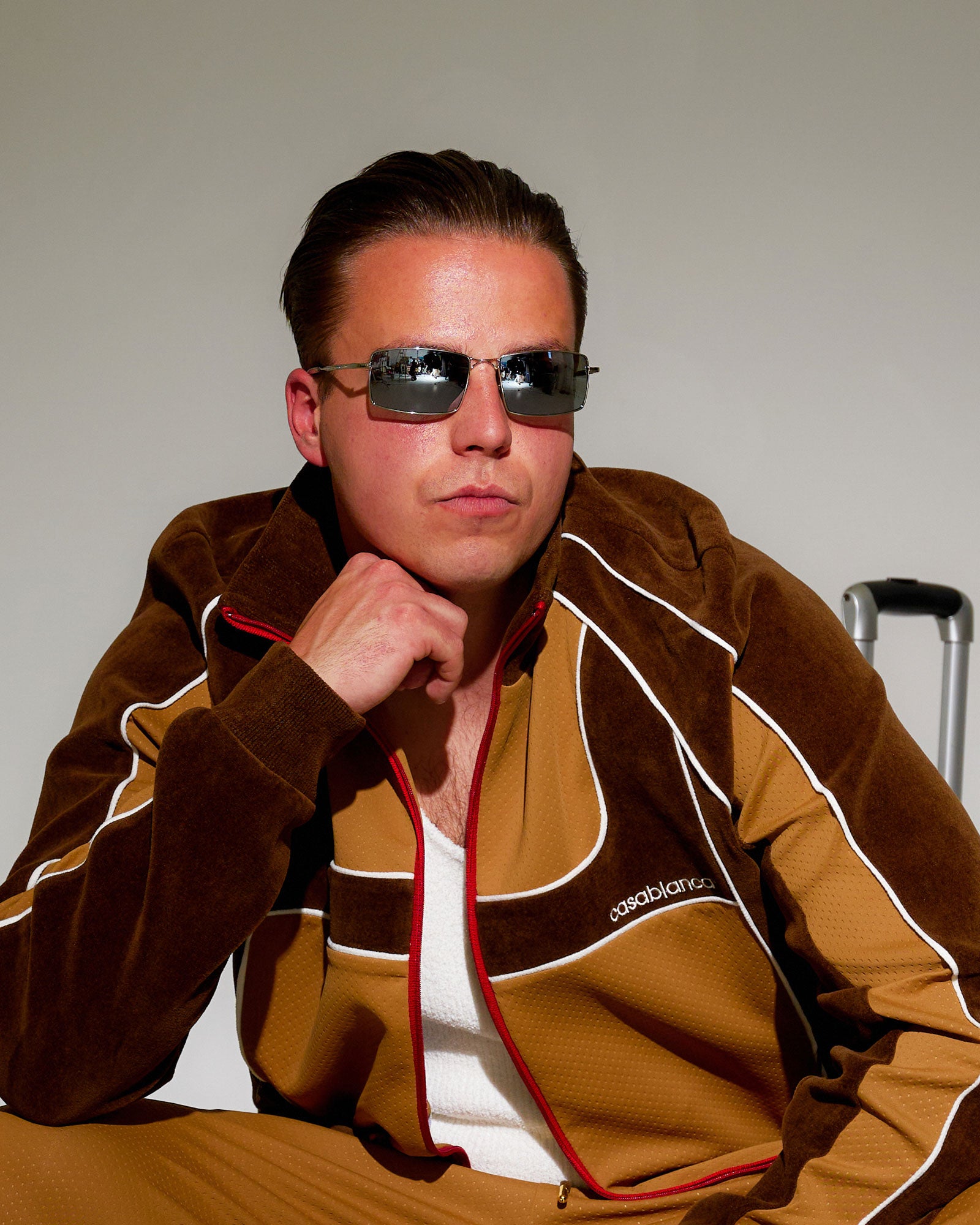 Études Studio Everything Shiny Sunglasses Silver Detail view 2 | Gate