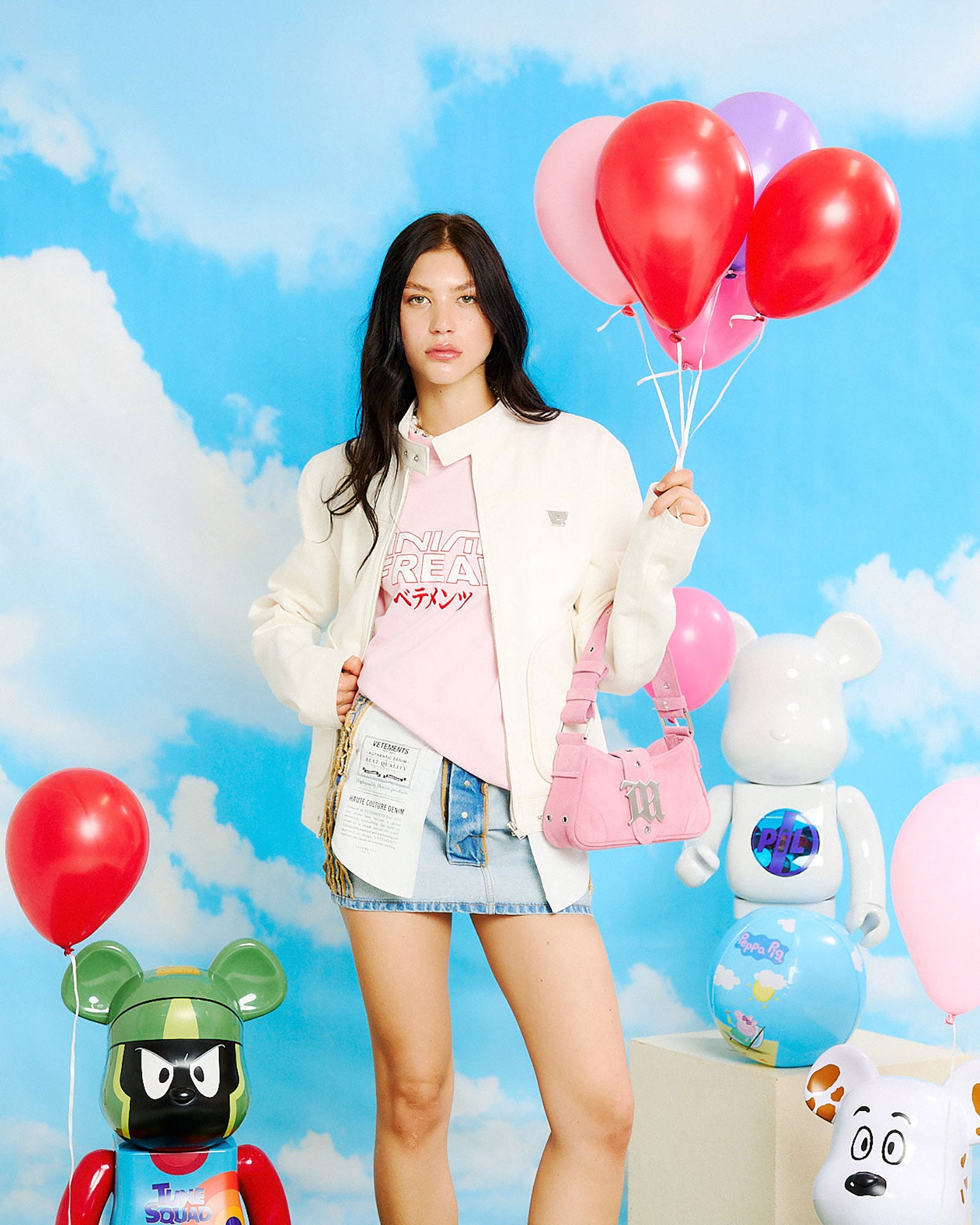 VETEMENTS Inside-Out Denim Mini Skirt Blue Detail view 2 | Gate