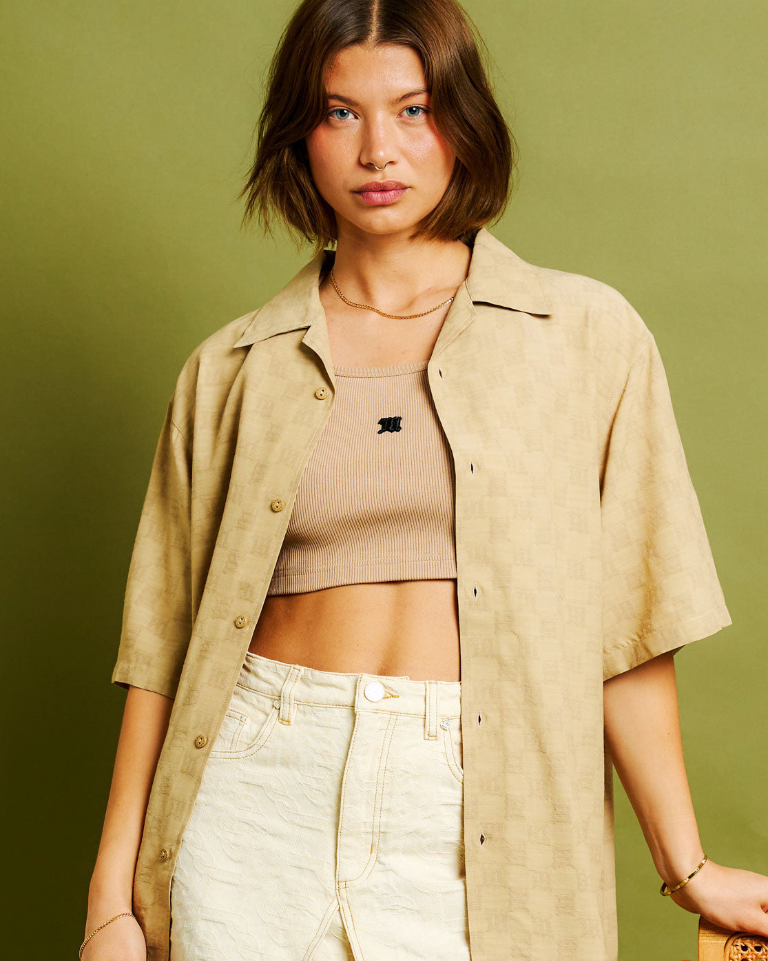 MISBHV Cropped M Tank Top Beige Detail view 2 | Gate