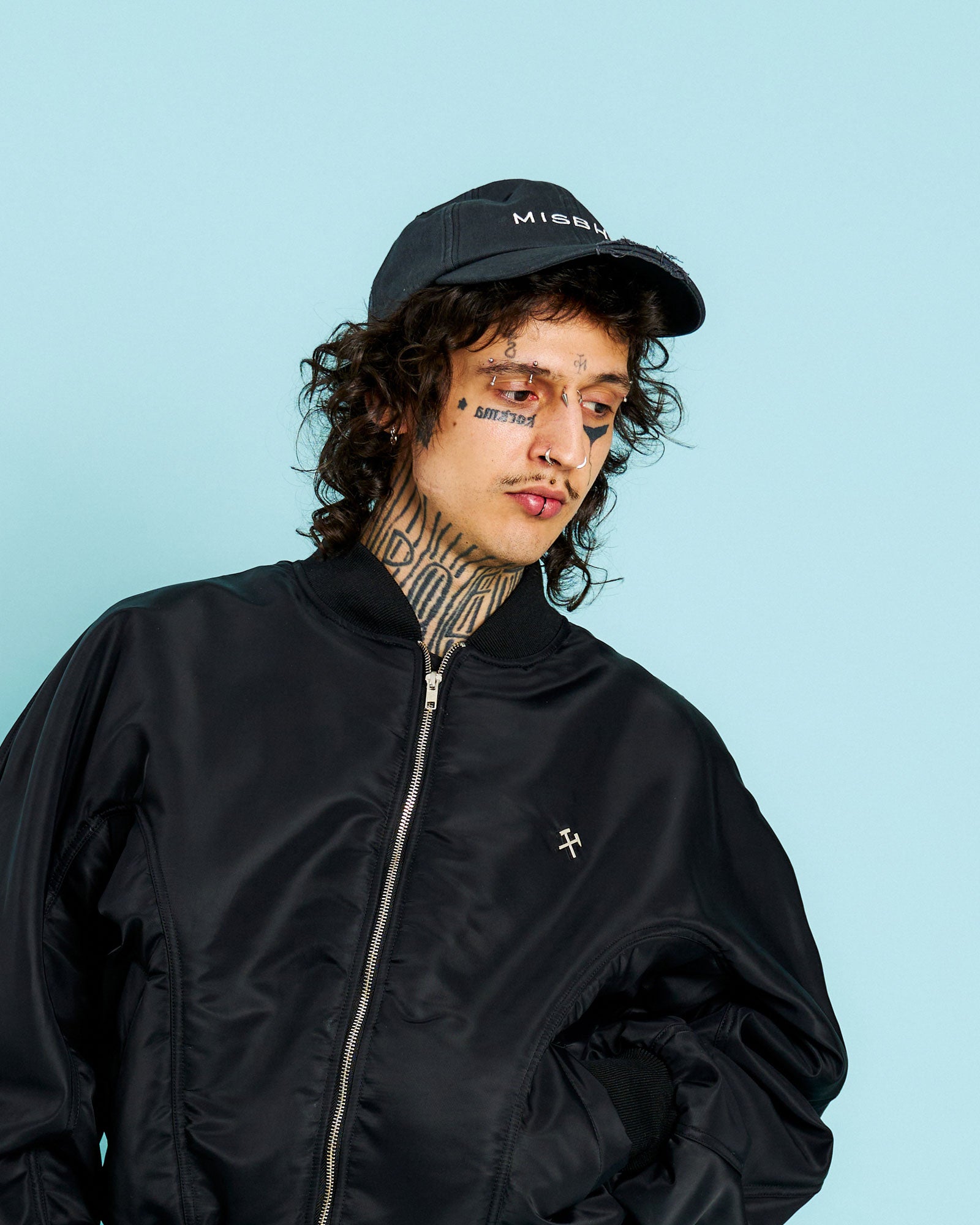 MISBHV London Cap Black Detail view 2 | Gate