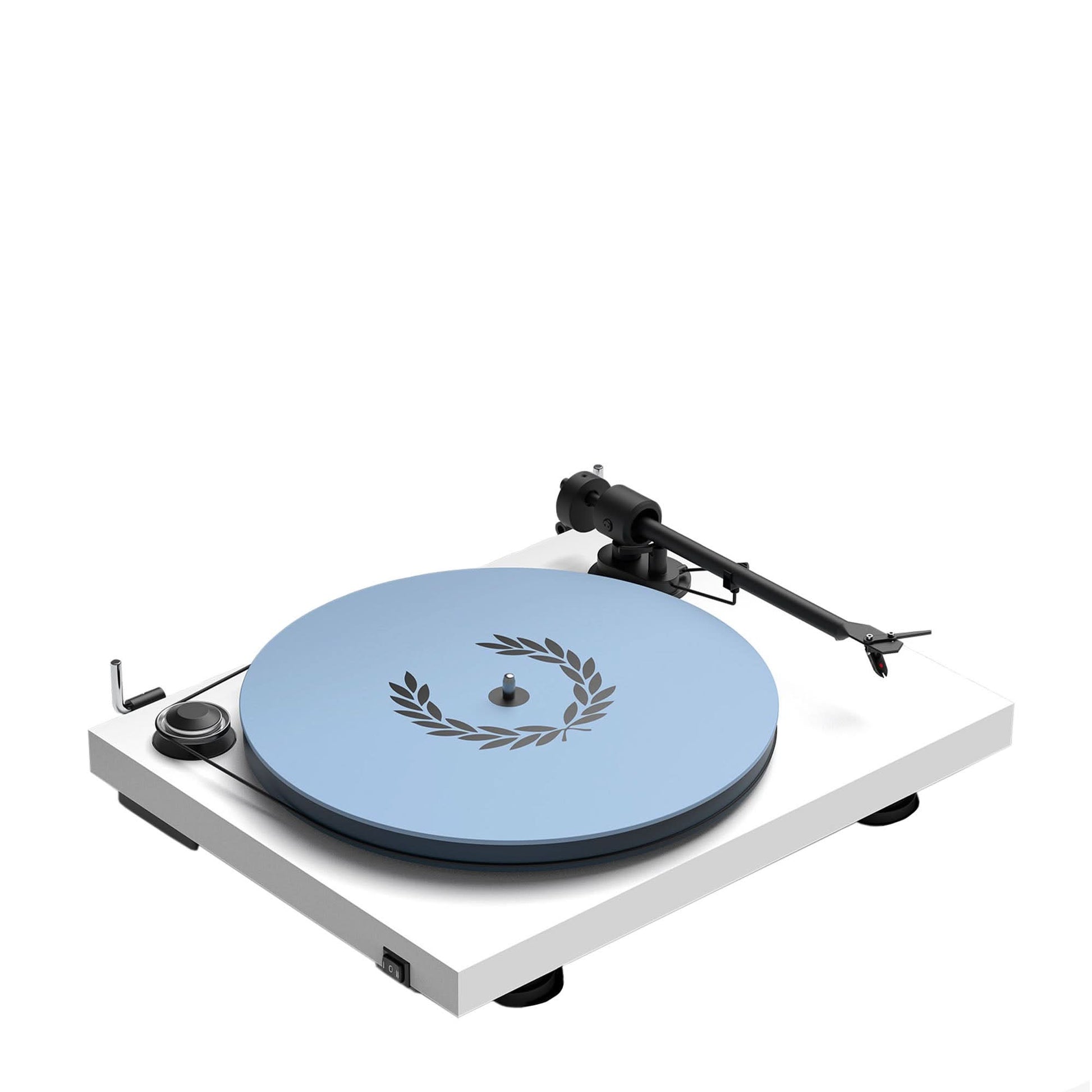 Fred Perry Record Deck White Detail view 1 | Gate