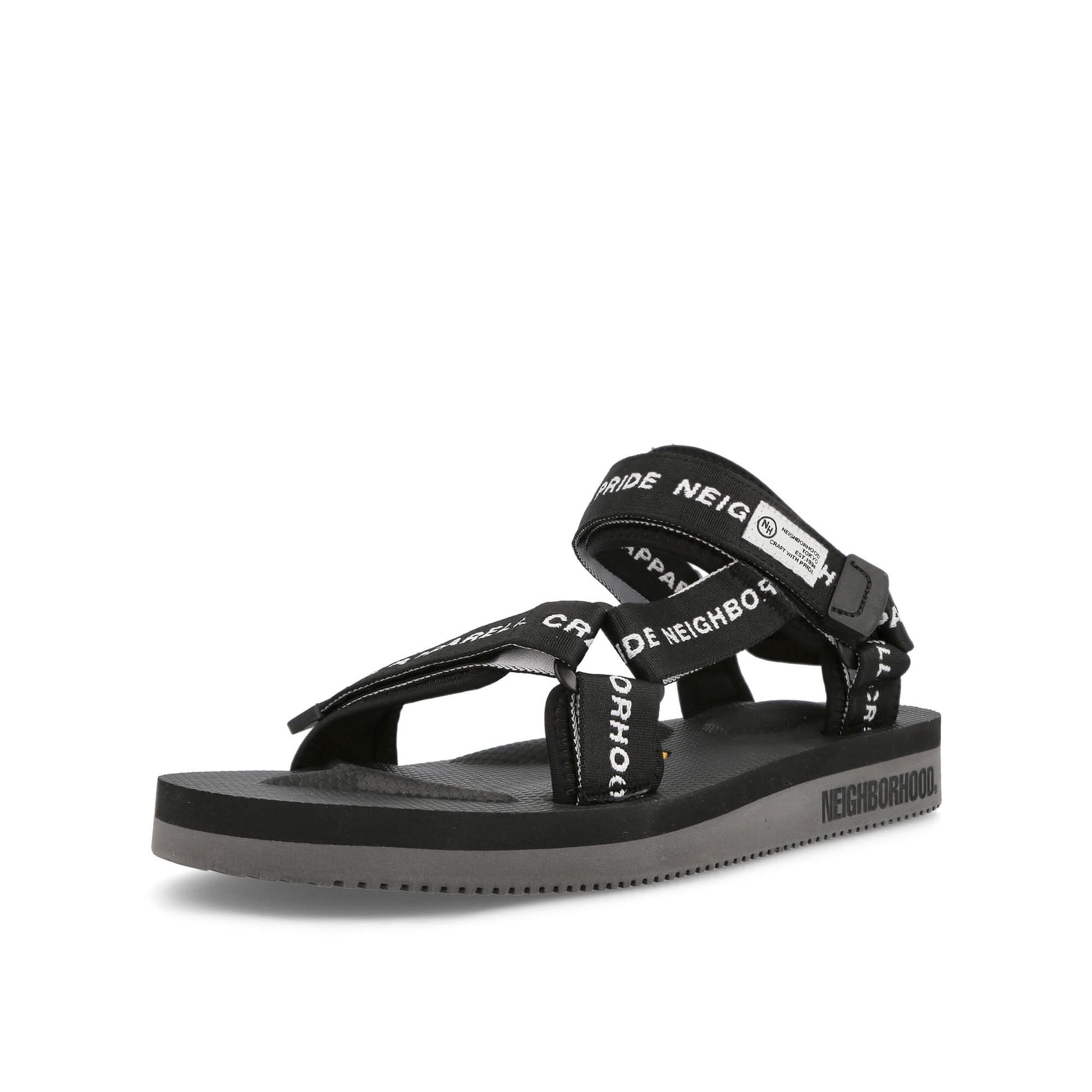 Suicoke NR-Sandal Thongs Black Sandals Detail view 4 | Gate