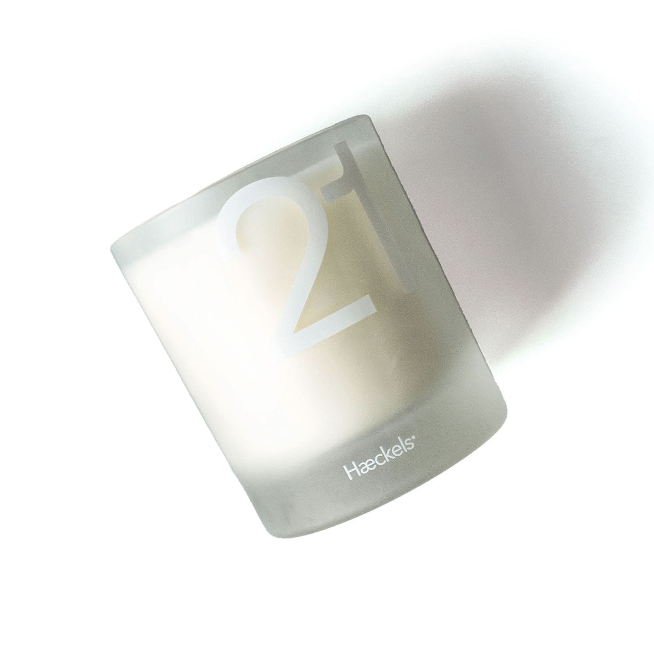 Haeckels Pegwell Candle White Detail view 1 | Gate