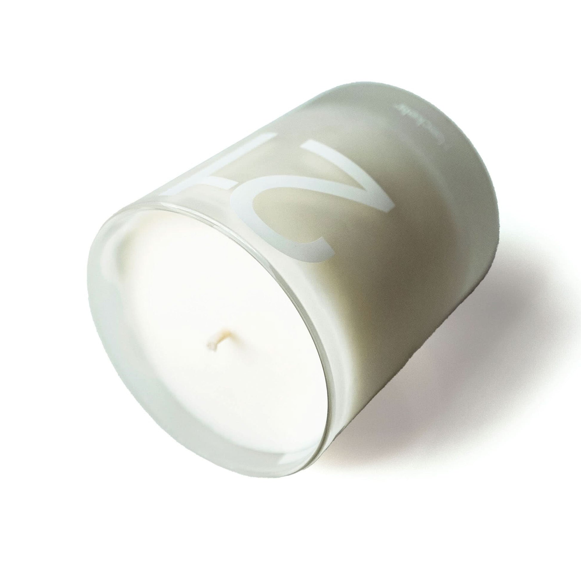 Haeckels Pegwell Candle White Detail view 3 | Gate