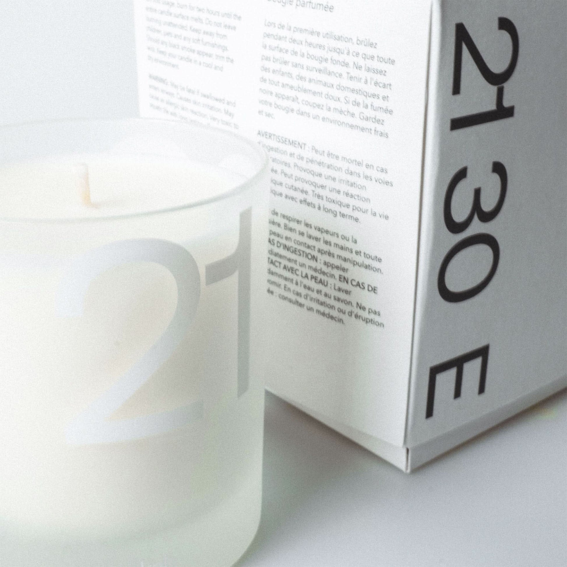 Haeckels Pegwell Candle White Detail view 4 | Gate