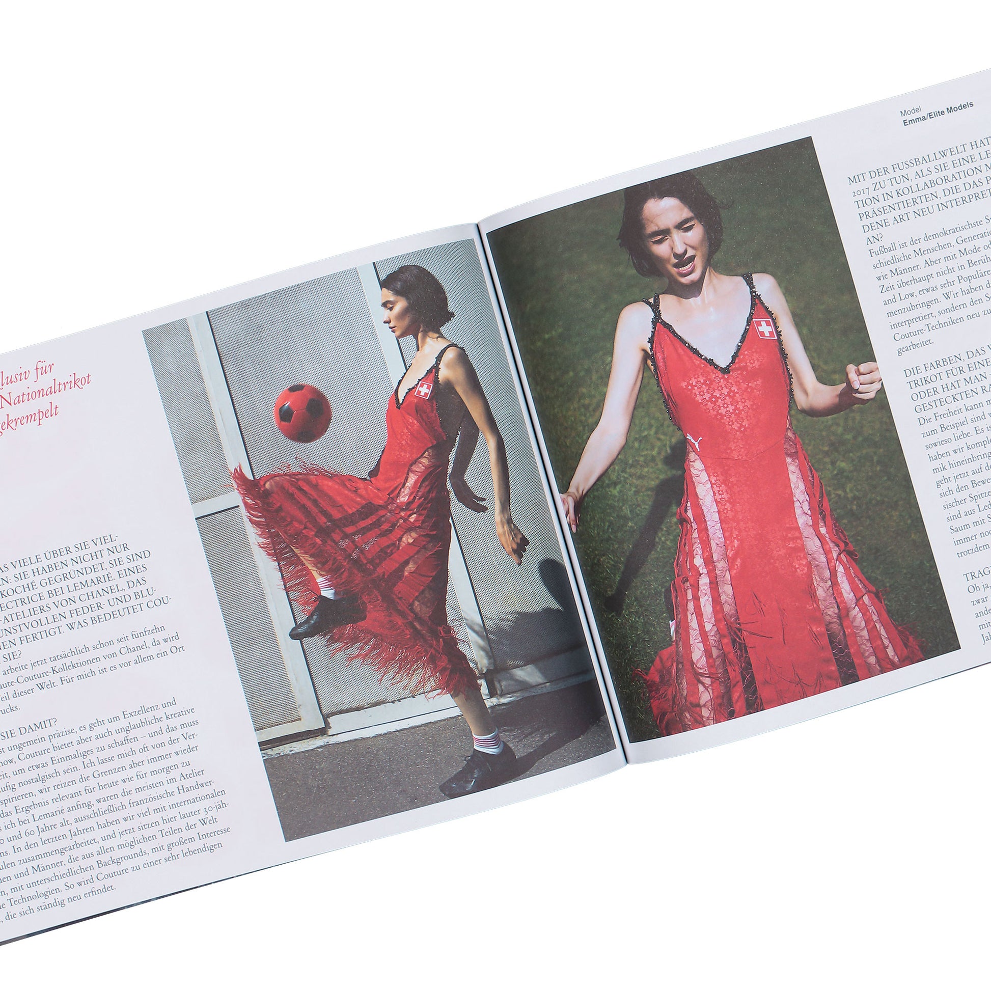 Achtung Mode Josephine EM 2025 - Fussball Fashion - Spielen im Jetzt - Europameisterschaft der Frauen Multicolor Magazine AJEM25FFSIJEDF Detail View 8 | GATE