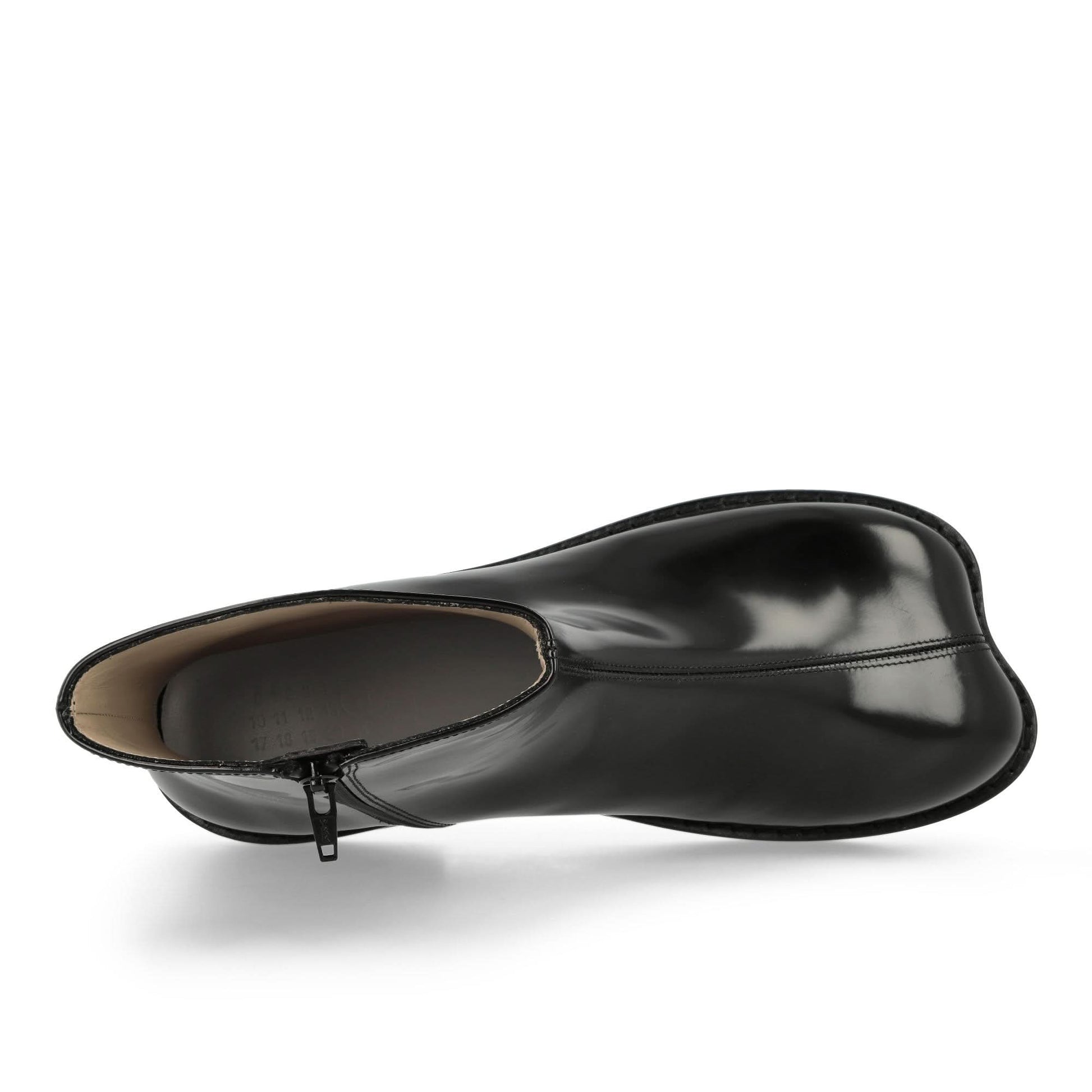 MM6 Maison Margiela Ankle Boot Black Boots Detail view 5 | Gate