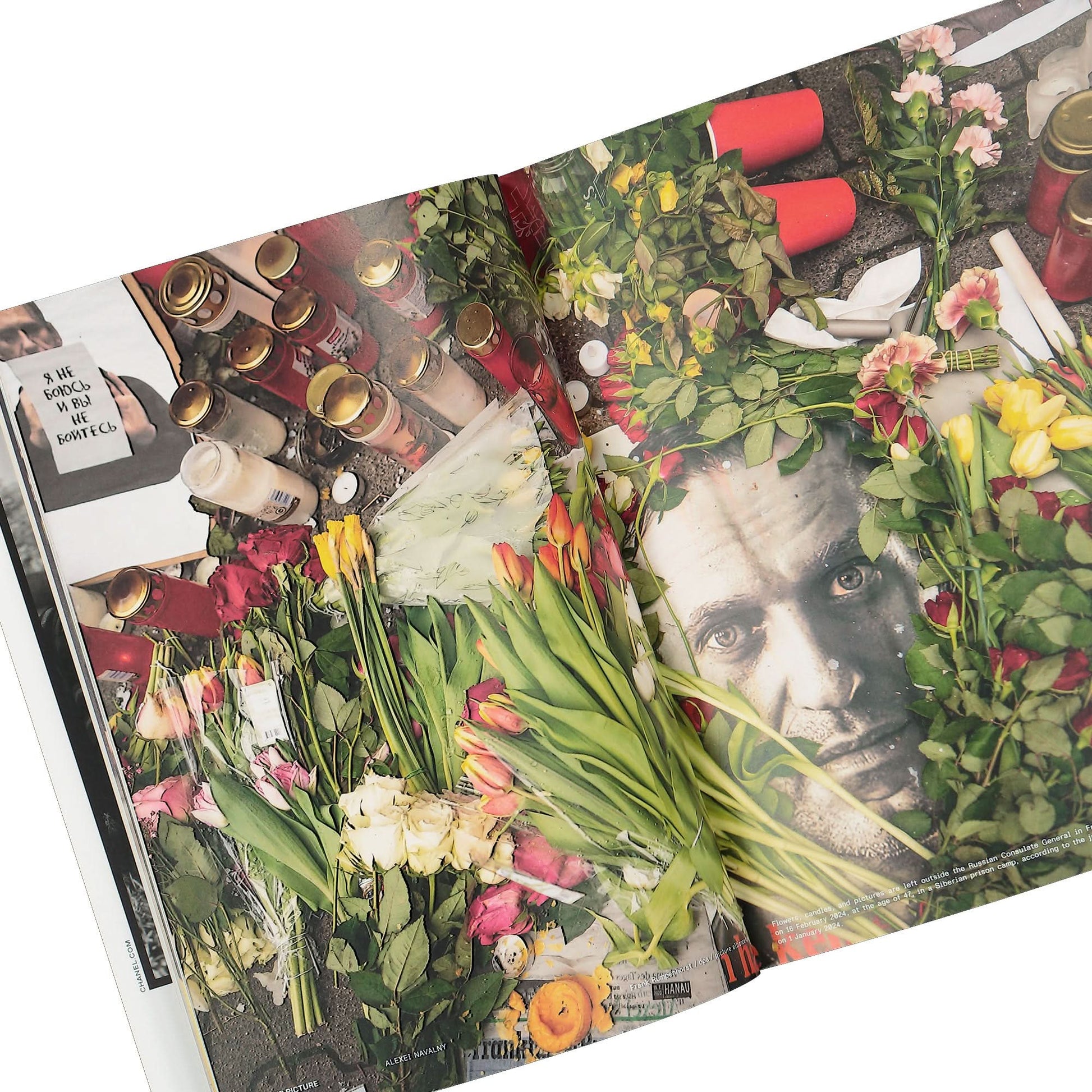 SLEEK Magazine Issue 80 Multicolor Detail view 3 | Gate
