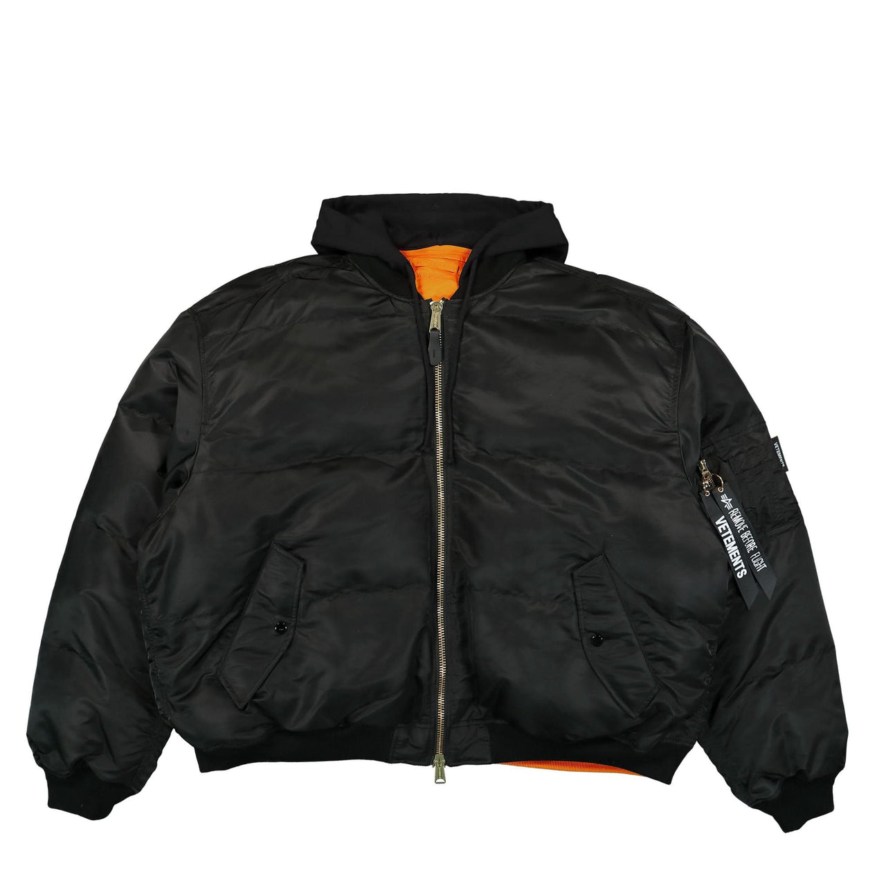 VETEMENTS Quilted Hooded Bomber Jacket Black Detail view 1 | Gate