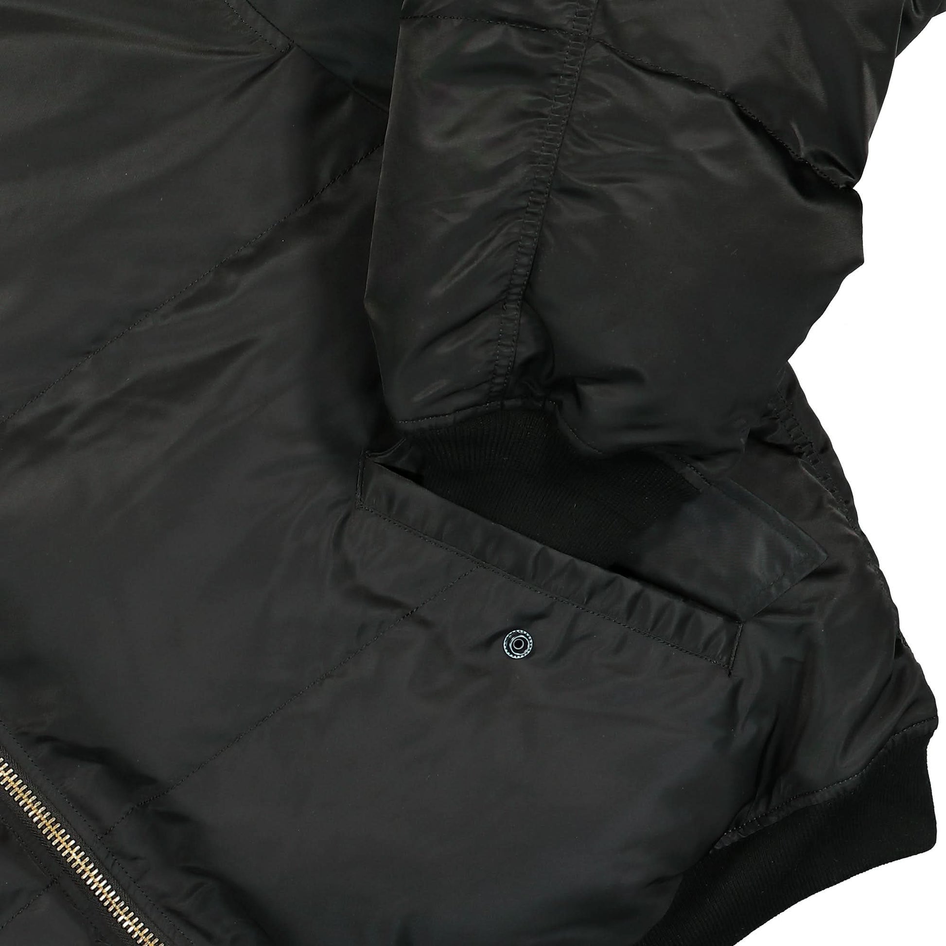VETEMENTS Quilted Hooded Bomber Jacket Black Detail view 4 | Gate