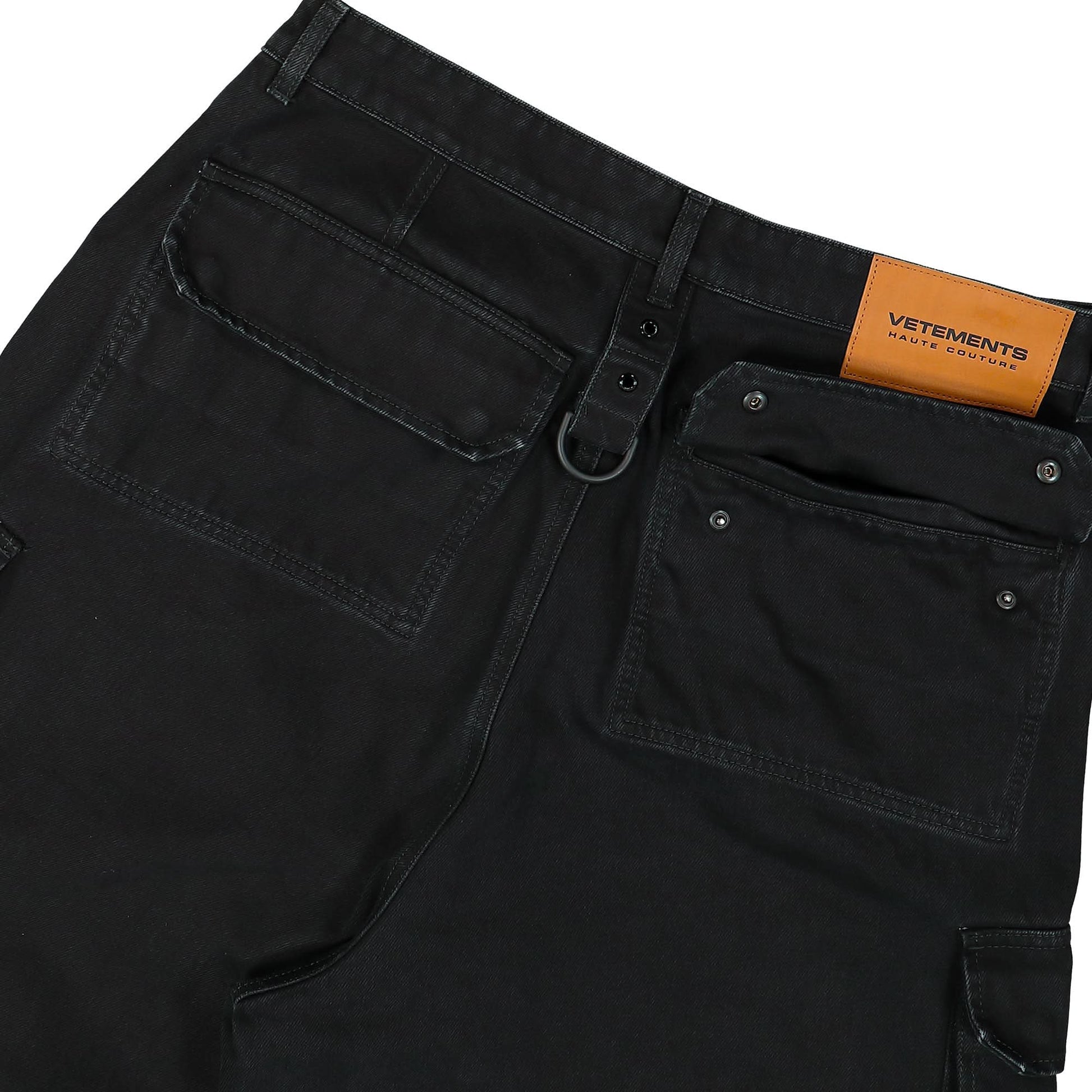 VETEMENTS Multipocket Cargo Jeans Black Detail view 5 | Gate