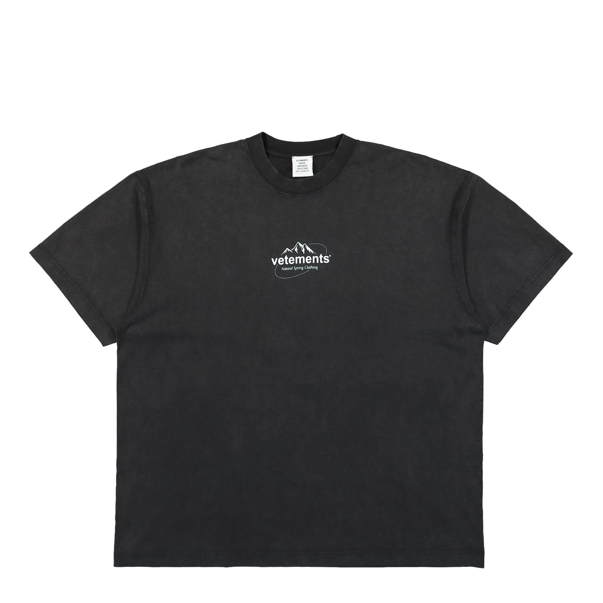 VETEMENTS Spring Logo T-Shirt Black Detail view 1 | Gate