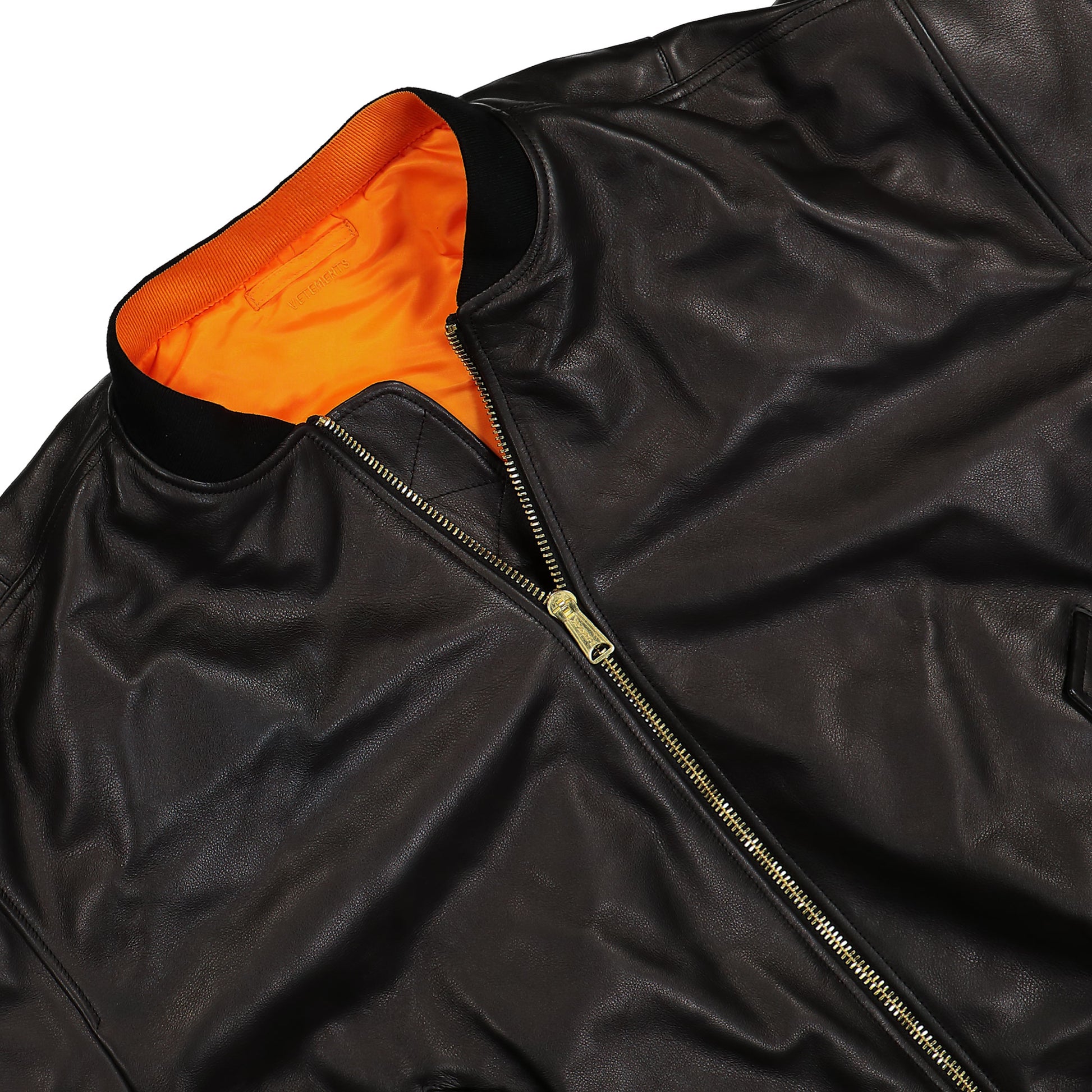 VETEMENTS Oversized Leather Bomber Jacket Black Detail view 3 | Gate