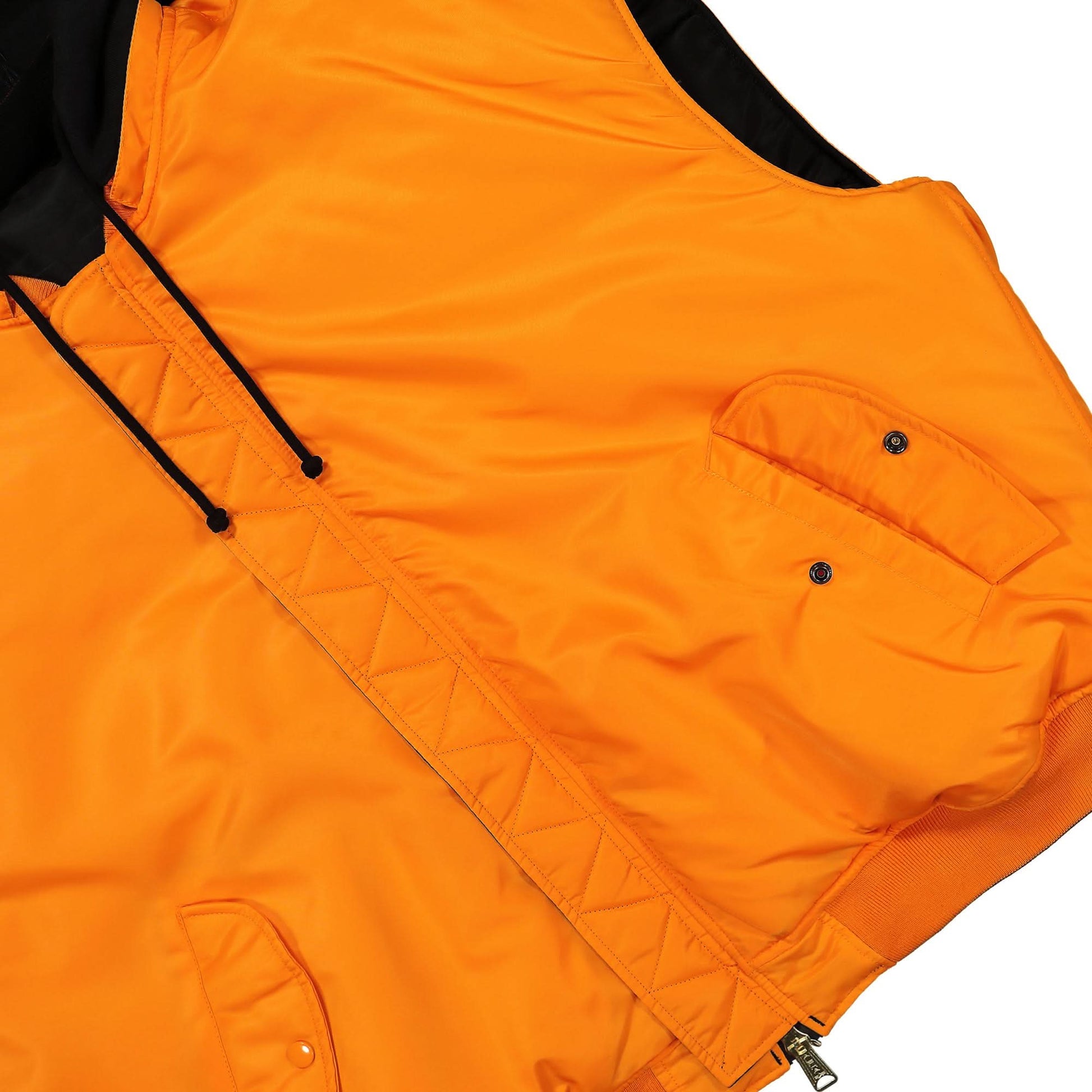 VETEMENTS Logo Bomber Reversible Vest with a Hood Black Detail view 11 | Gate