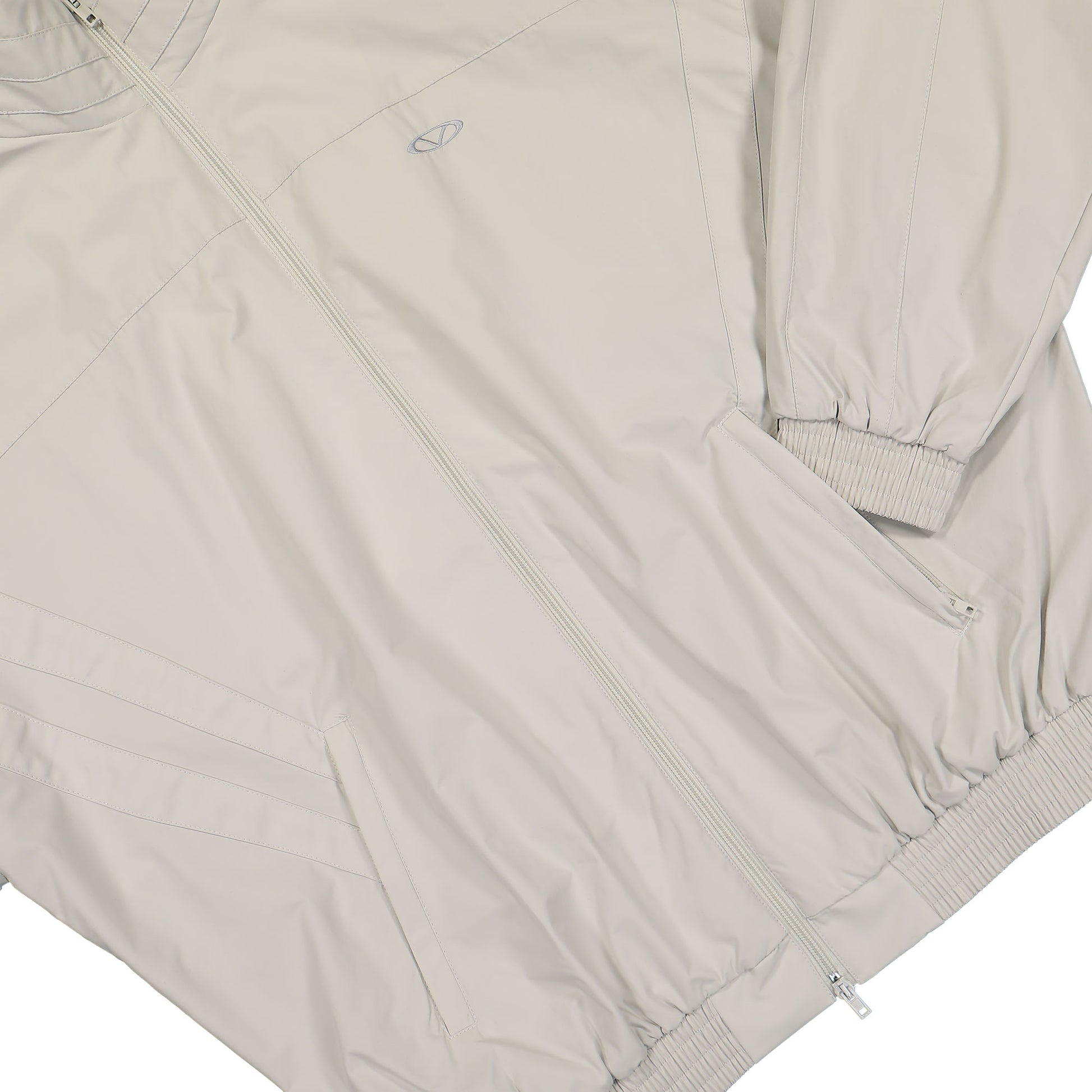 VETEMENTS Oval Logo Tracksuit Jacket Beige Detail view 4 | Gate