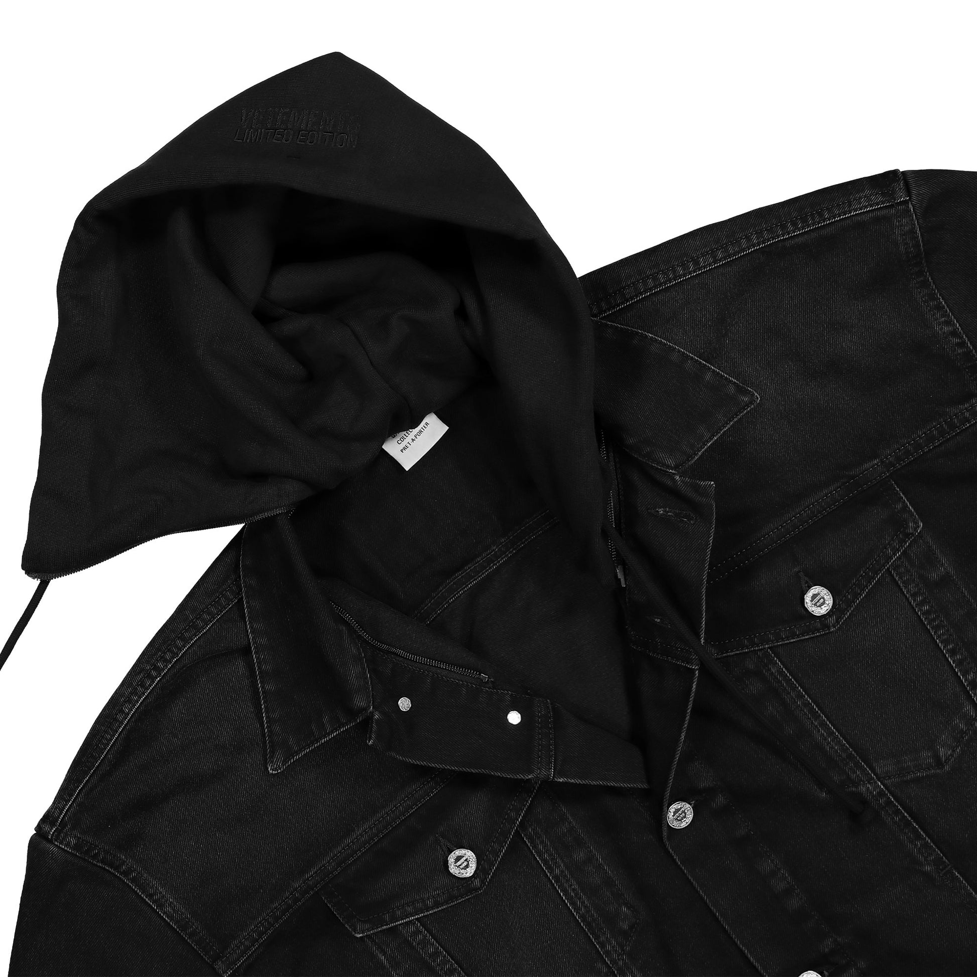 VETEMENTS 3D Logo Hooded Denim Jacket Black Detail view 4 | Gate