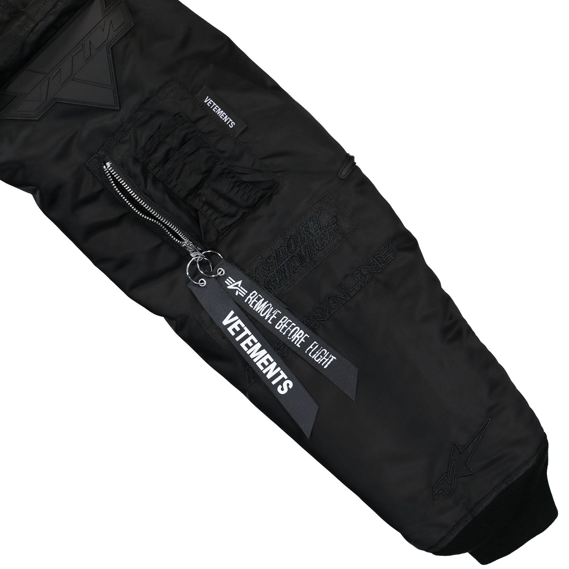 VETEMENTS Blackout Motorcycle Bomber Jacket Black Detail view 8 | Gate