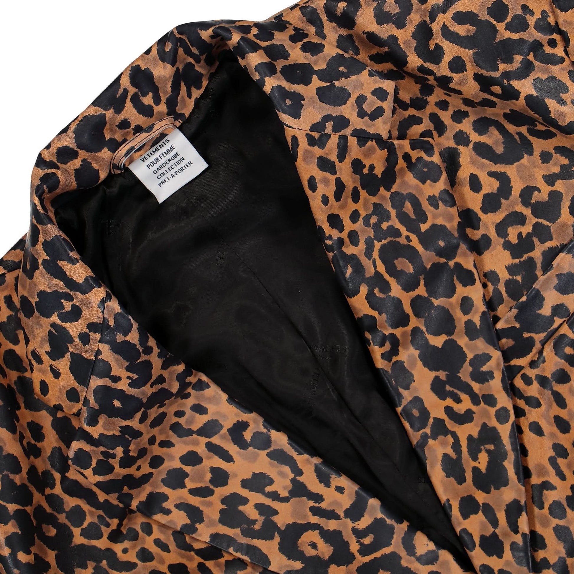 VETEMENTS Leopard Boxy Leather Jacket Brown Detail view 4 | Gate
