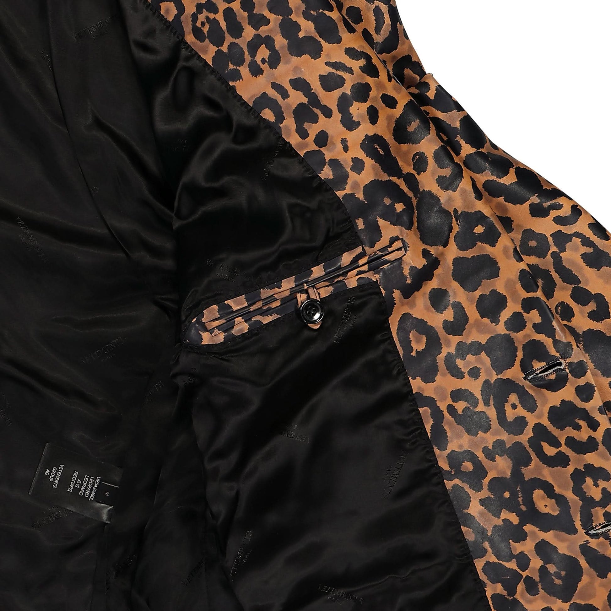 VETEMENTS Leopard Boxy Leather Jacket Brown Detail view 7 | Gate