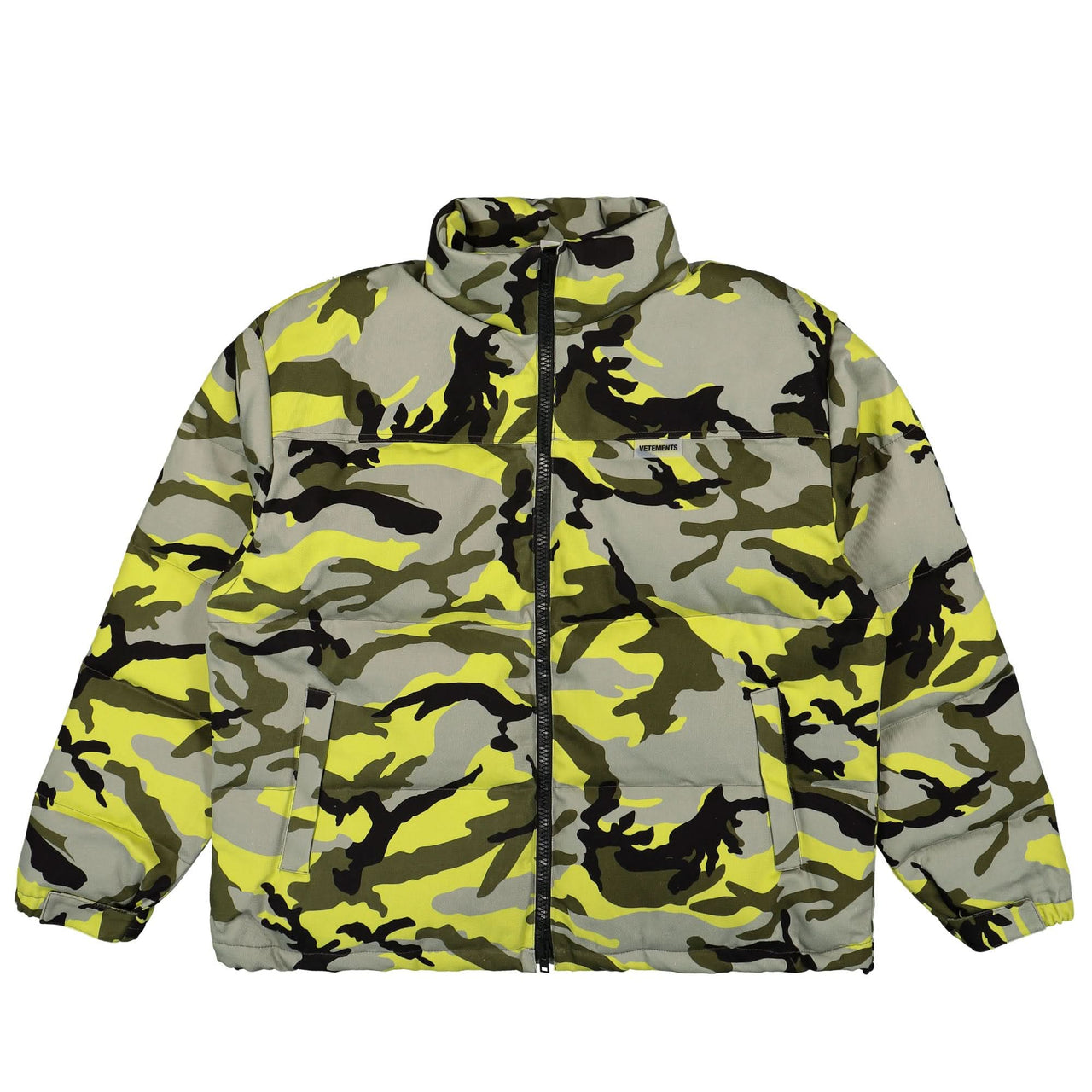 VETEMENTS Neon Camo Logo Puffer Jacket Camouflage Detail view 1 | Gate