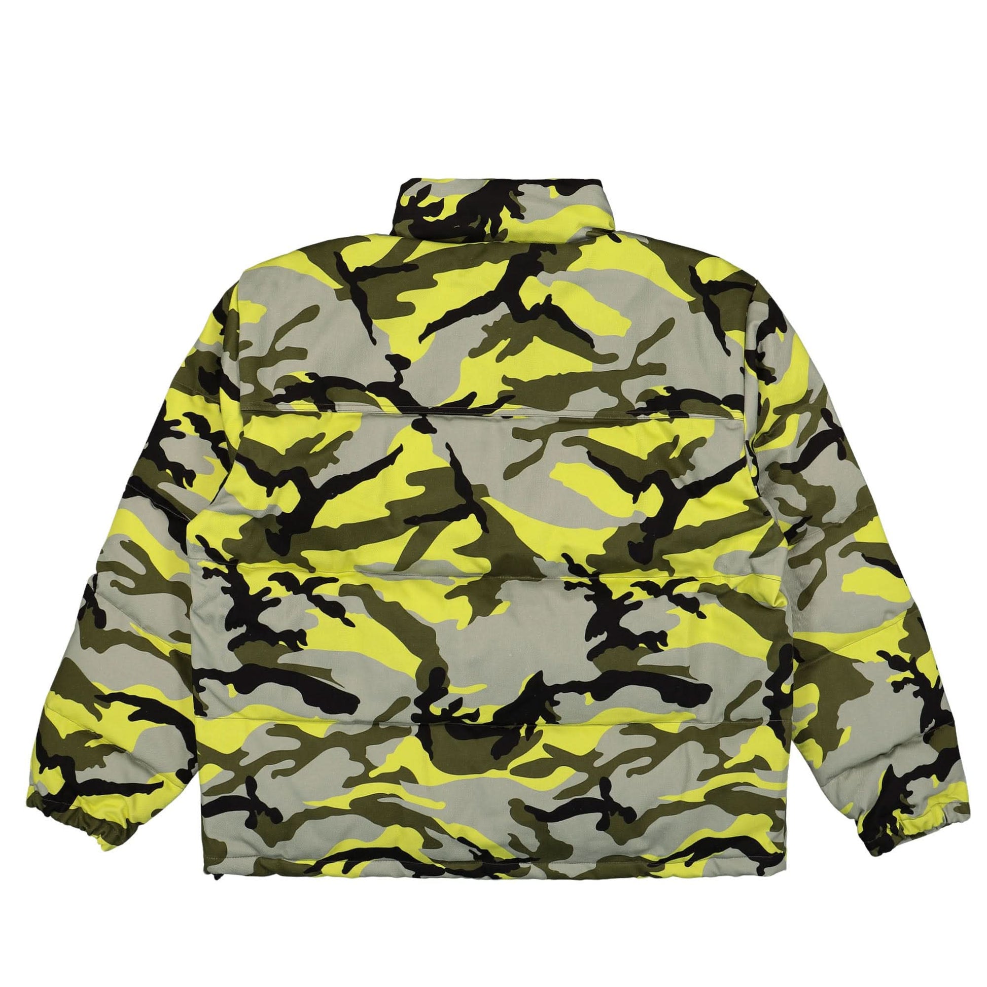 VETEMENTS Neon Camo Logo Puffer Jacket Camouflage Detail view 3 | Gate
