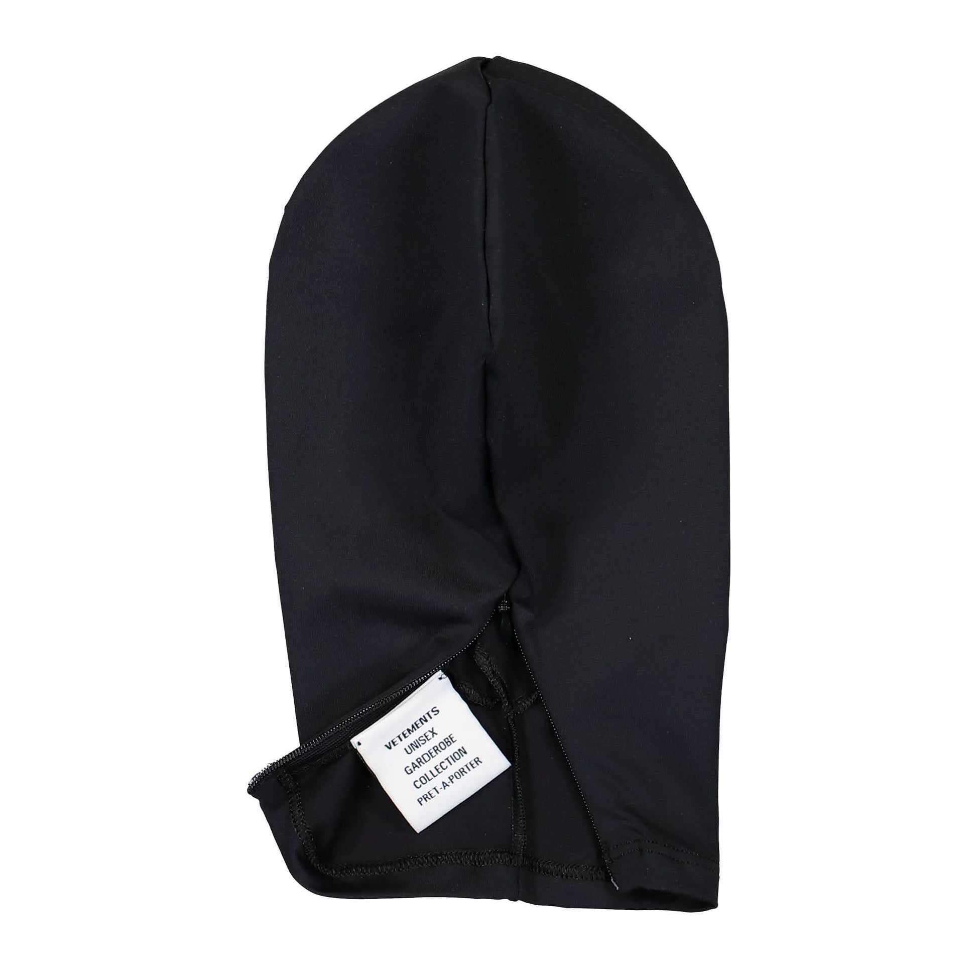 VETEMENTS Blackout Mask Black Detail view 3 | Gate