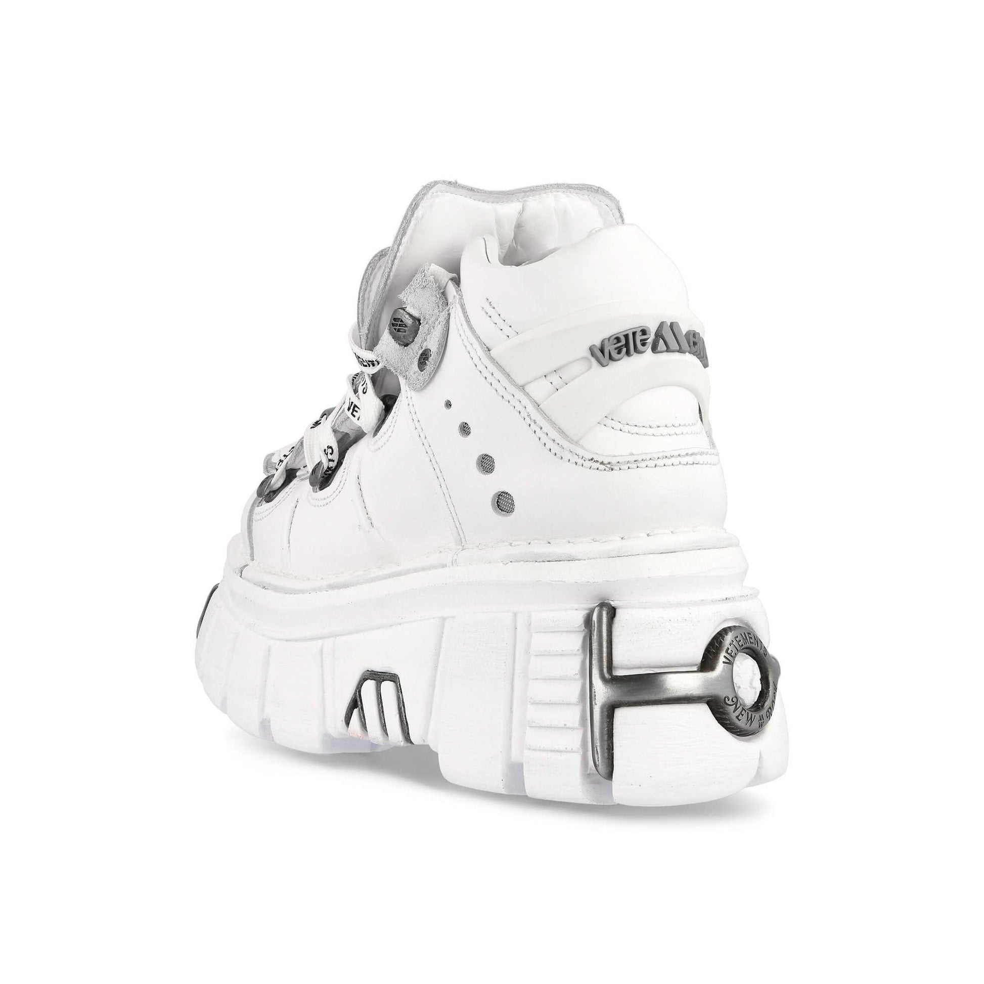VETEMENTS Platform Sneaker White Sneaker Detail view 3 | Gate