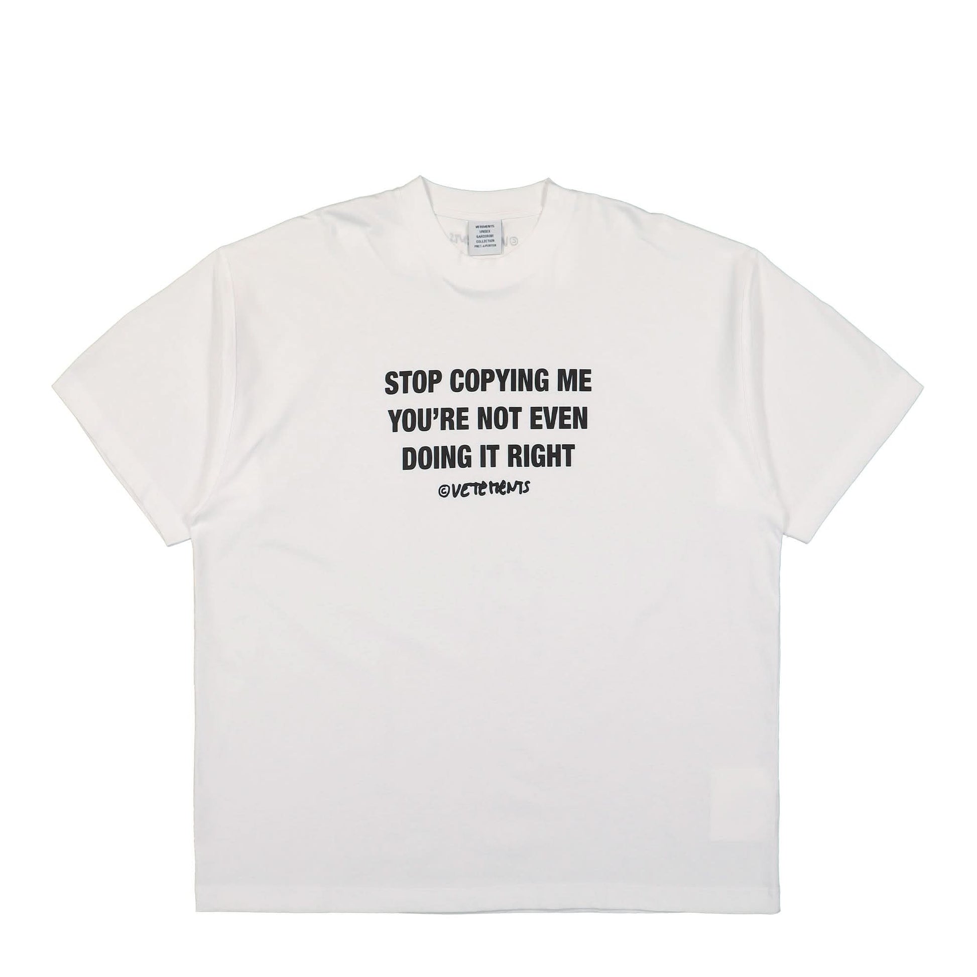 VETEMENTS Stop Copying Me T-Shirt White Detail view 1 | Gate