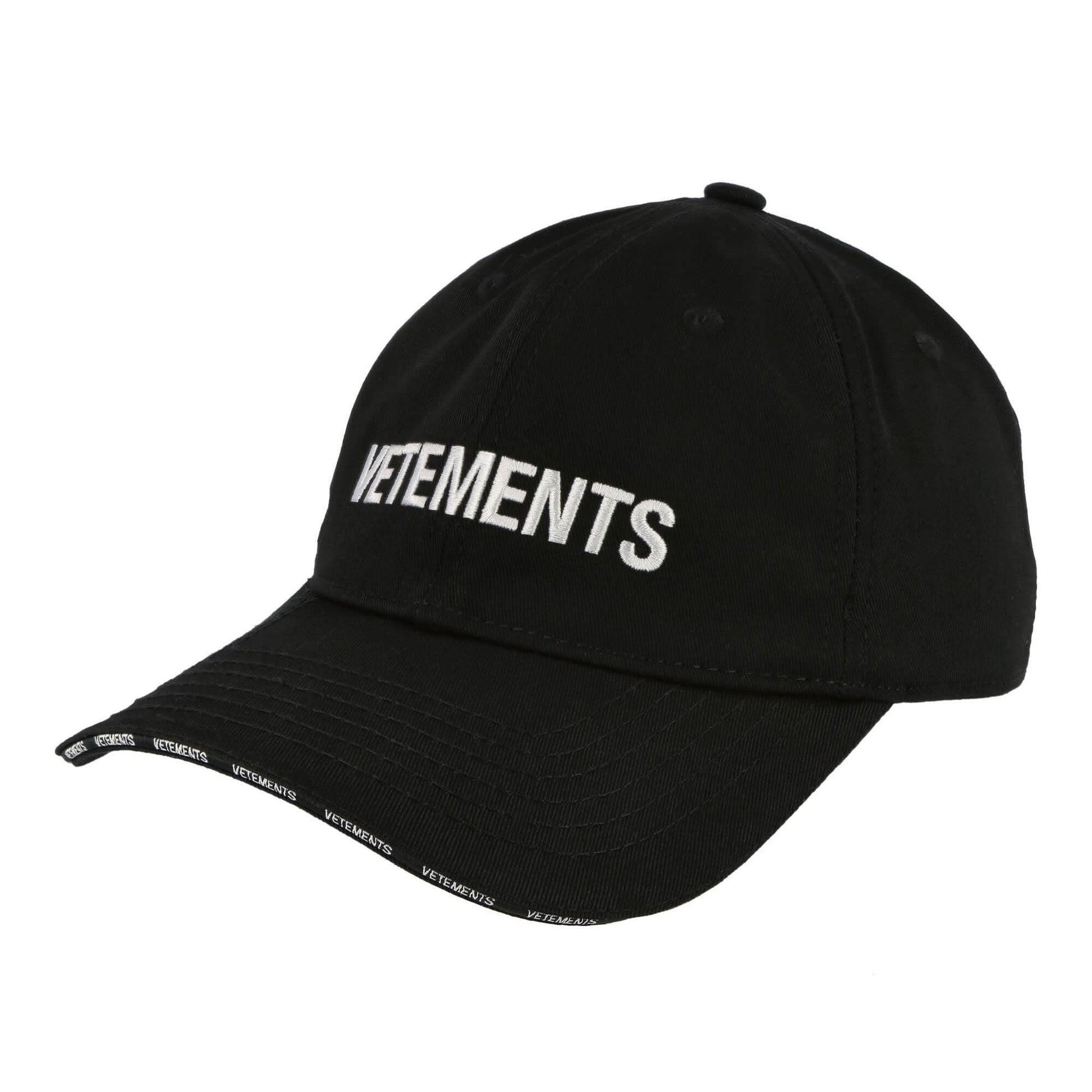 VETEMENTS Iconic Logo Cap 1052 Cot Twill Black Detail view 1 | Gate