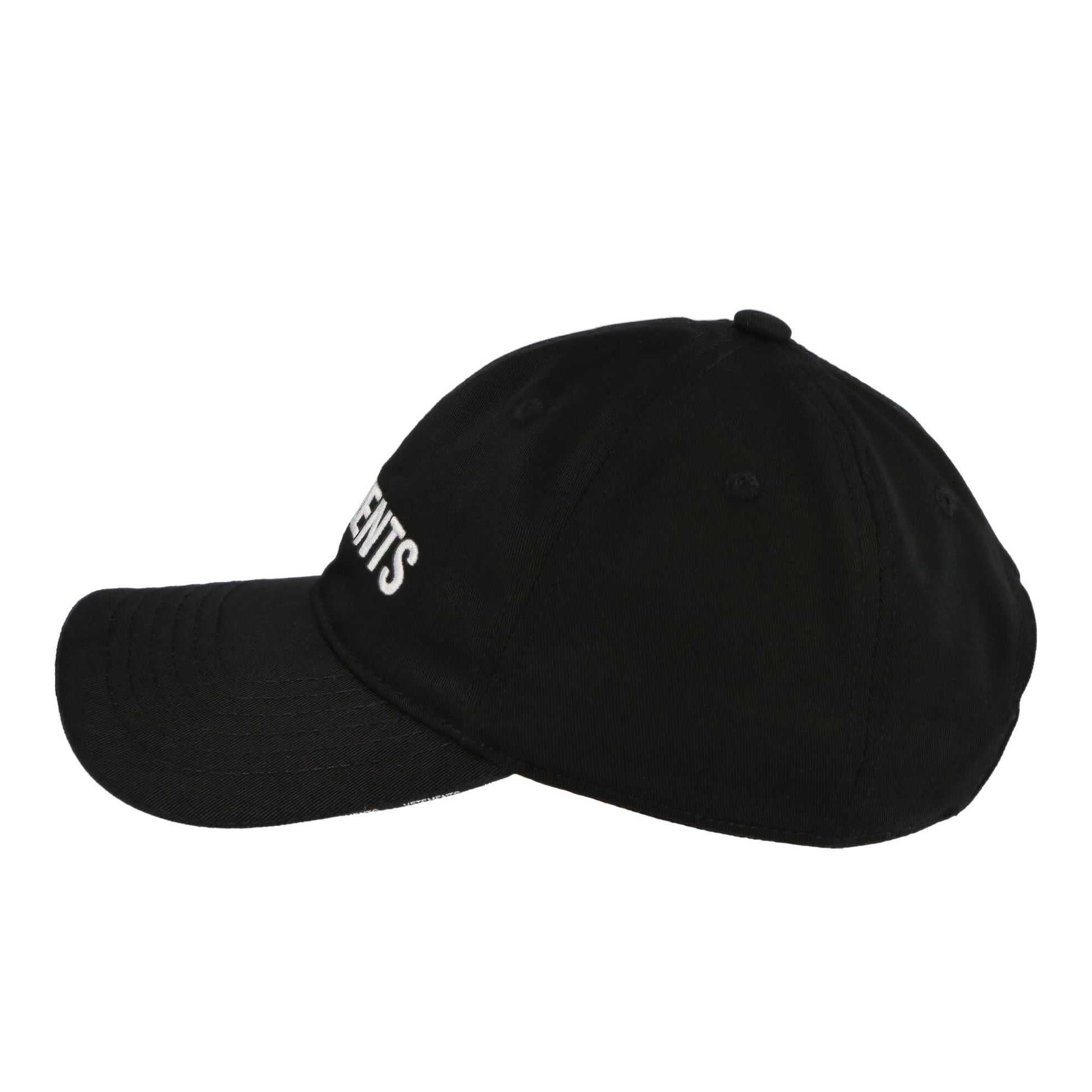 VETEMENTS Iconic Logo Cap 1052 Cot Twill Black Detail view 2 | Gate