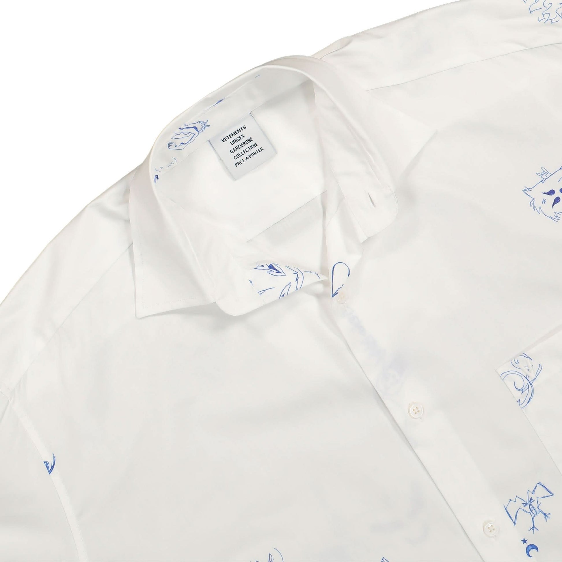 VETEMENTS Scribbled Shirt White Detail view 3 | Gate