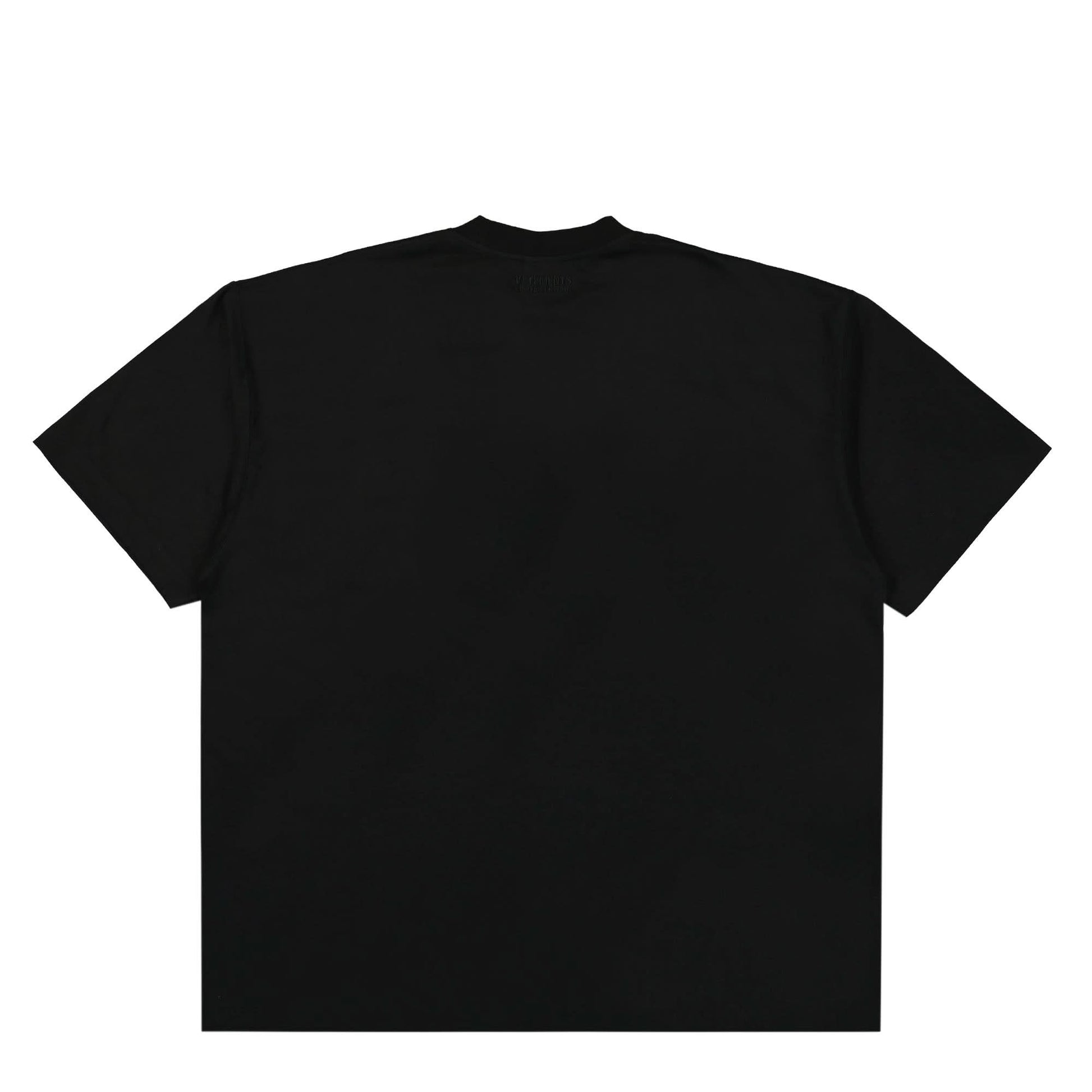 VETEMENTS Flag Logo T-Shirt Black Detail view 2 | Gate