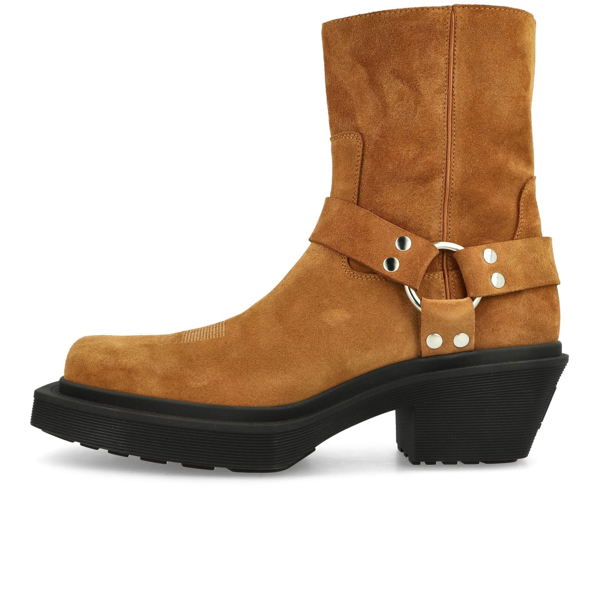 VTMNTS Neo Western Harness Ankle Boots Brown Boots Detail view 1 | Gate