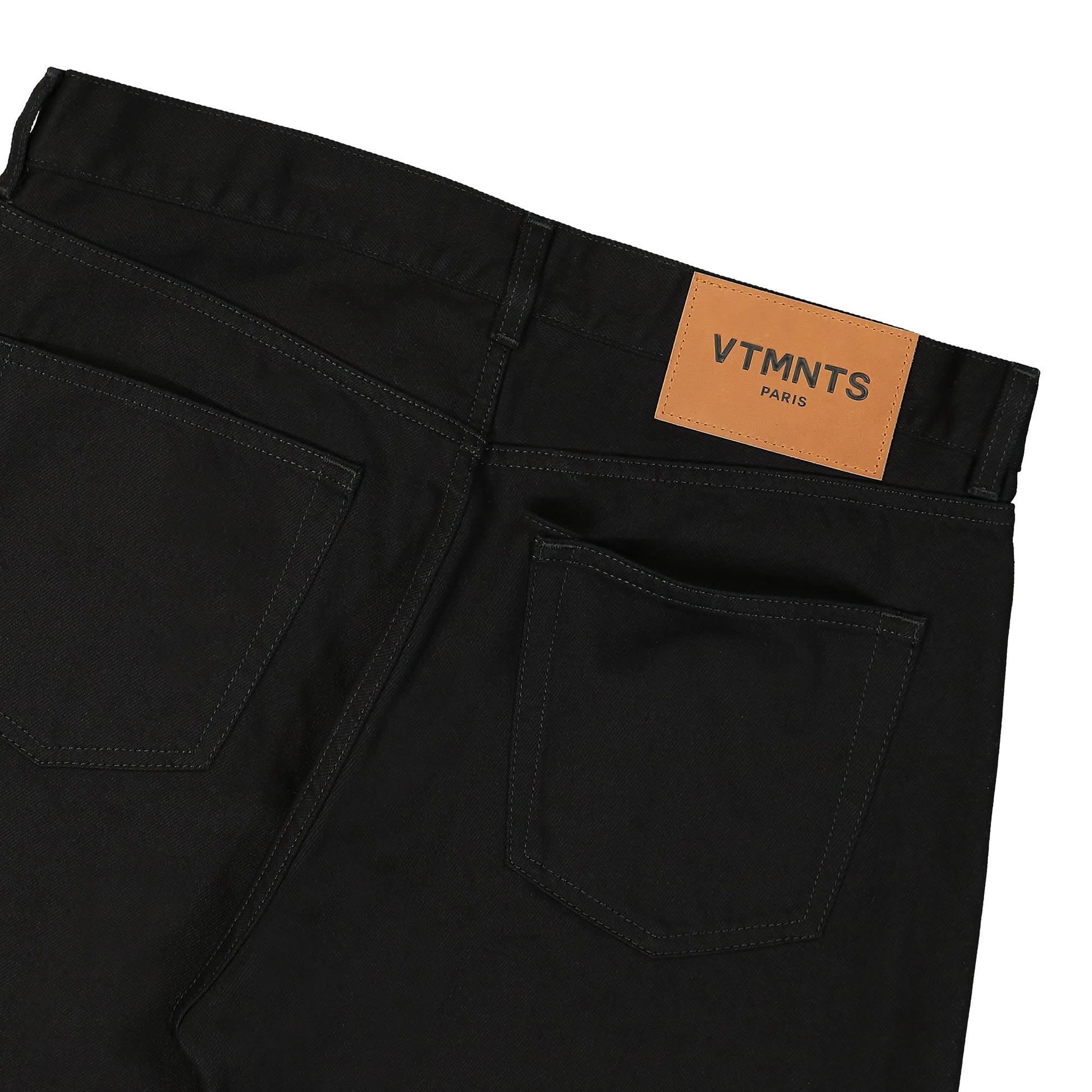 VTMNTS Embroidered VTMNTS Denim Jeans Black Detail view 5 | Gate