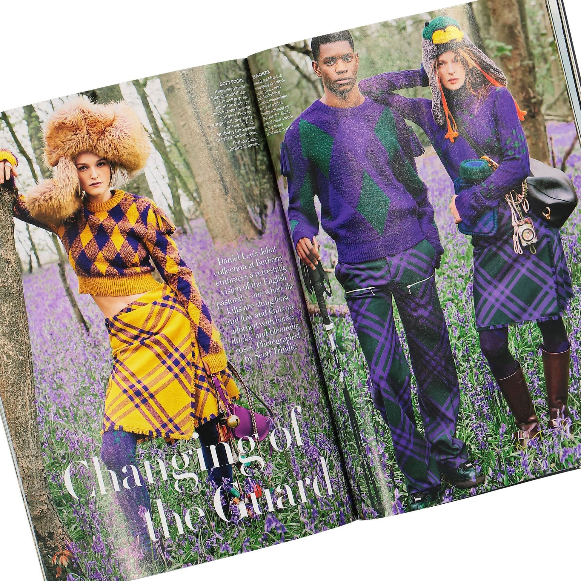Vogue Magazine August 2023 Multicolor Detail view 4 | Gate