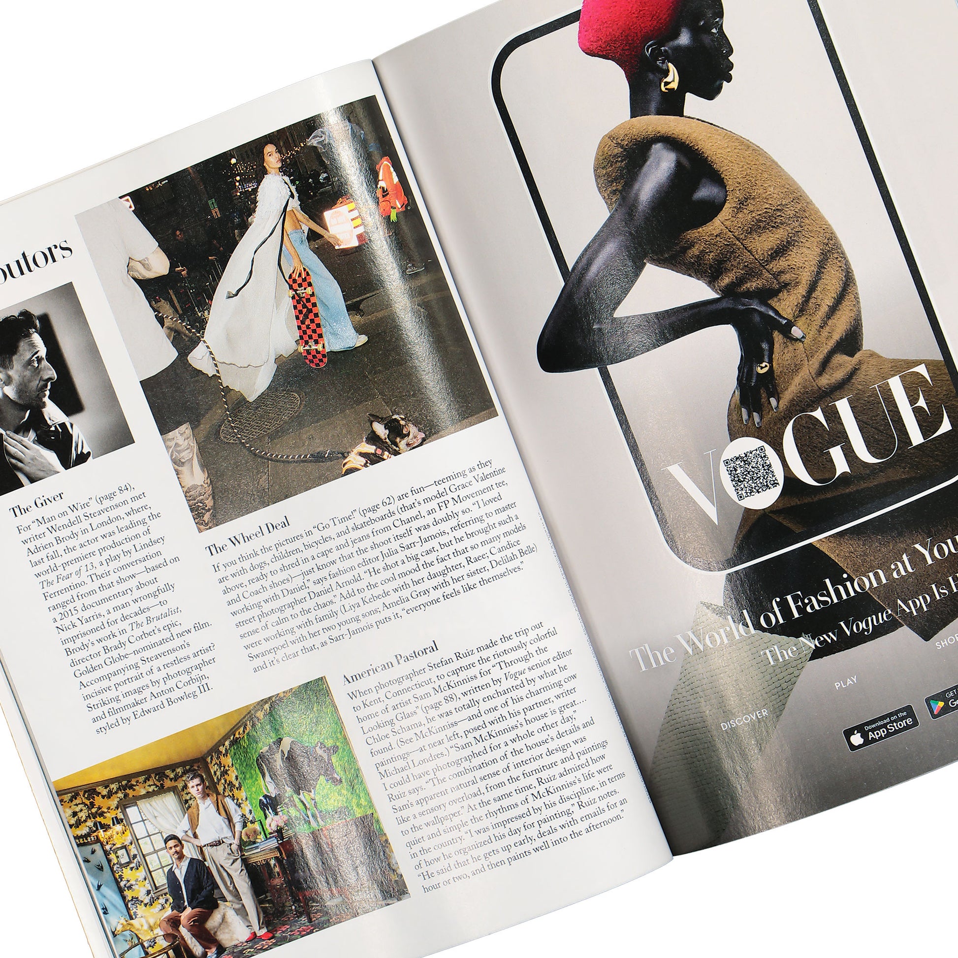 Vogue Magazine Winter 2025 Multicolor Detail view 3 | Gate