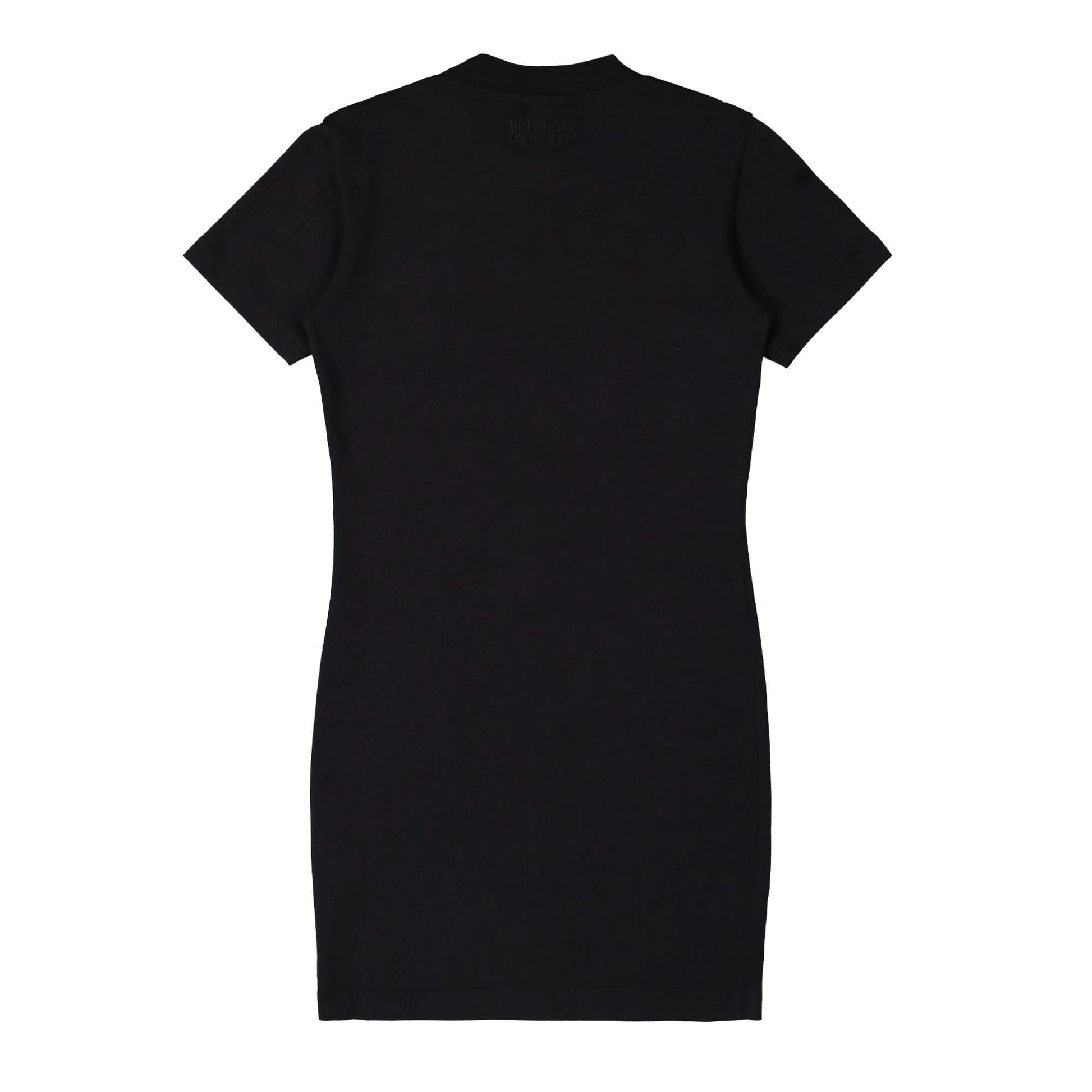VETEMENTS 4 Seasons Logo Fitted T-Shirt Dress Black Detail view 2 | Gate