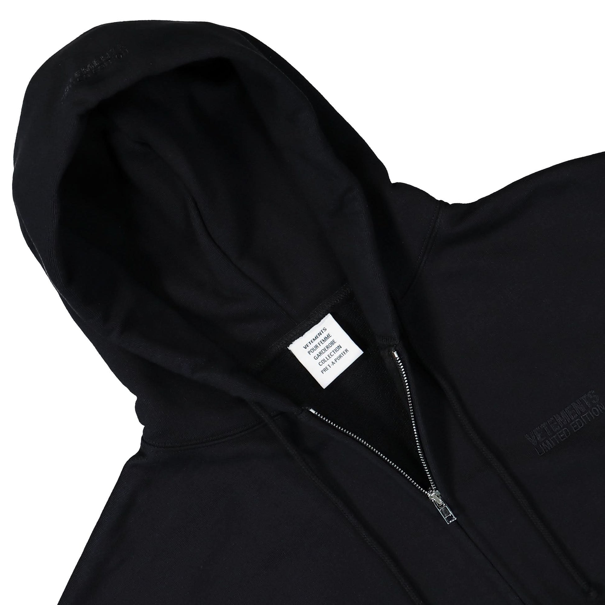 VETEMENTS Fitted Hoodie Black Detail view 3 | Gate