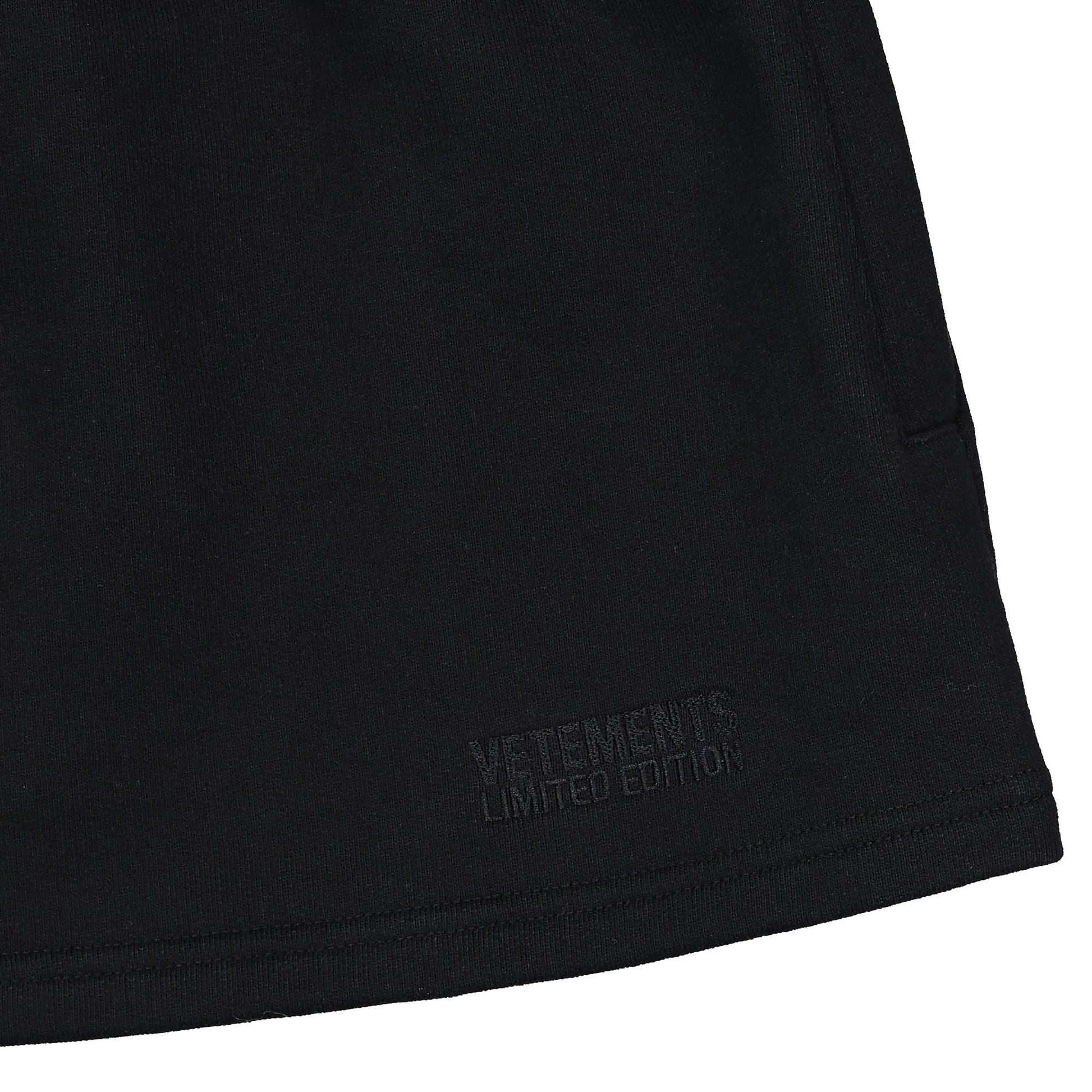 VETEMENTS Push-Up Molton Mini Skirt Black Detail view 4 | Gate
