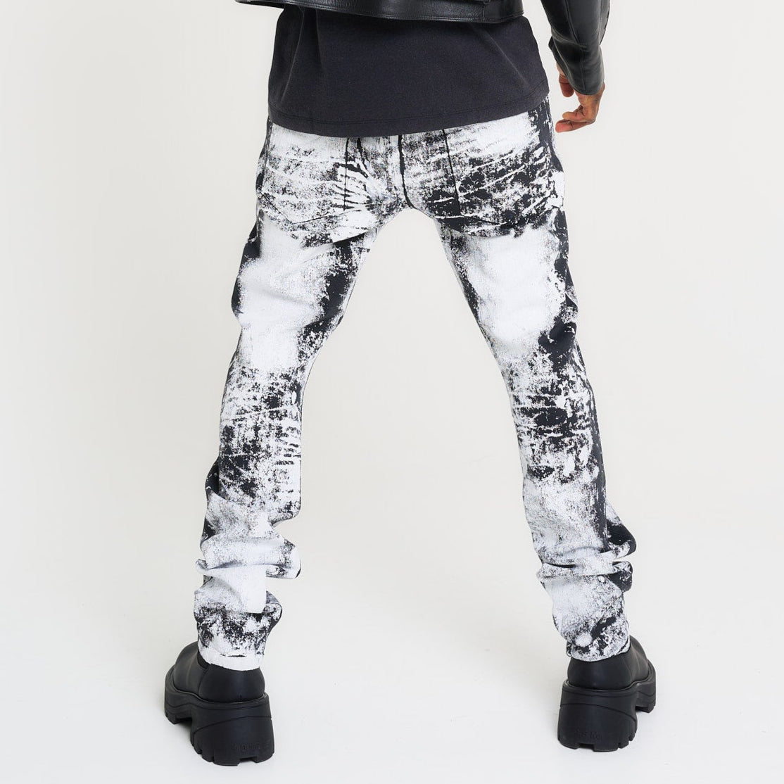 1017 Alyx 9SM 5 Pocket Treated Skinny Jean Black,White Detail view 3 | Gate