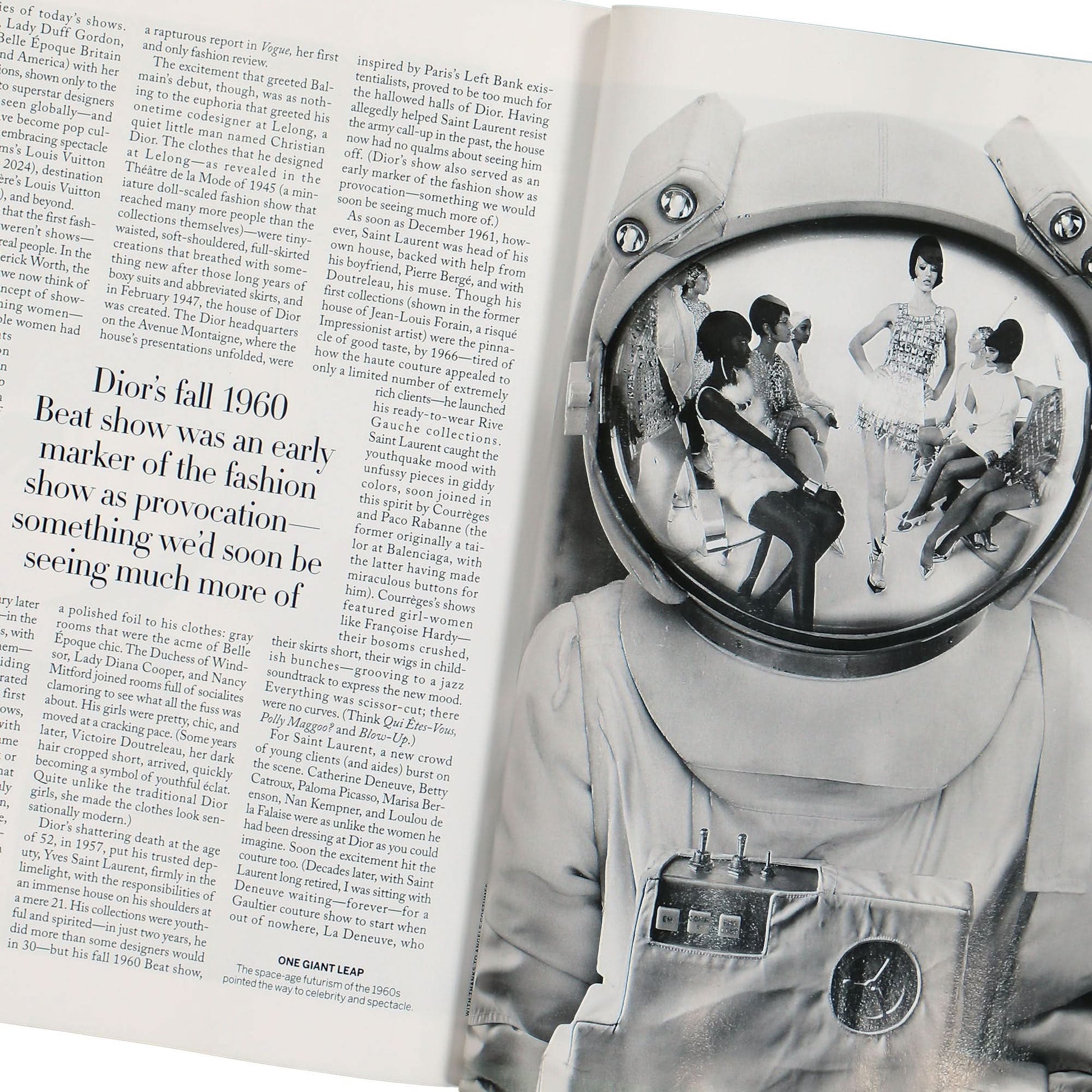 Vogue Magazine Oktober 2024 Multicolor Detail view 5 | Gate