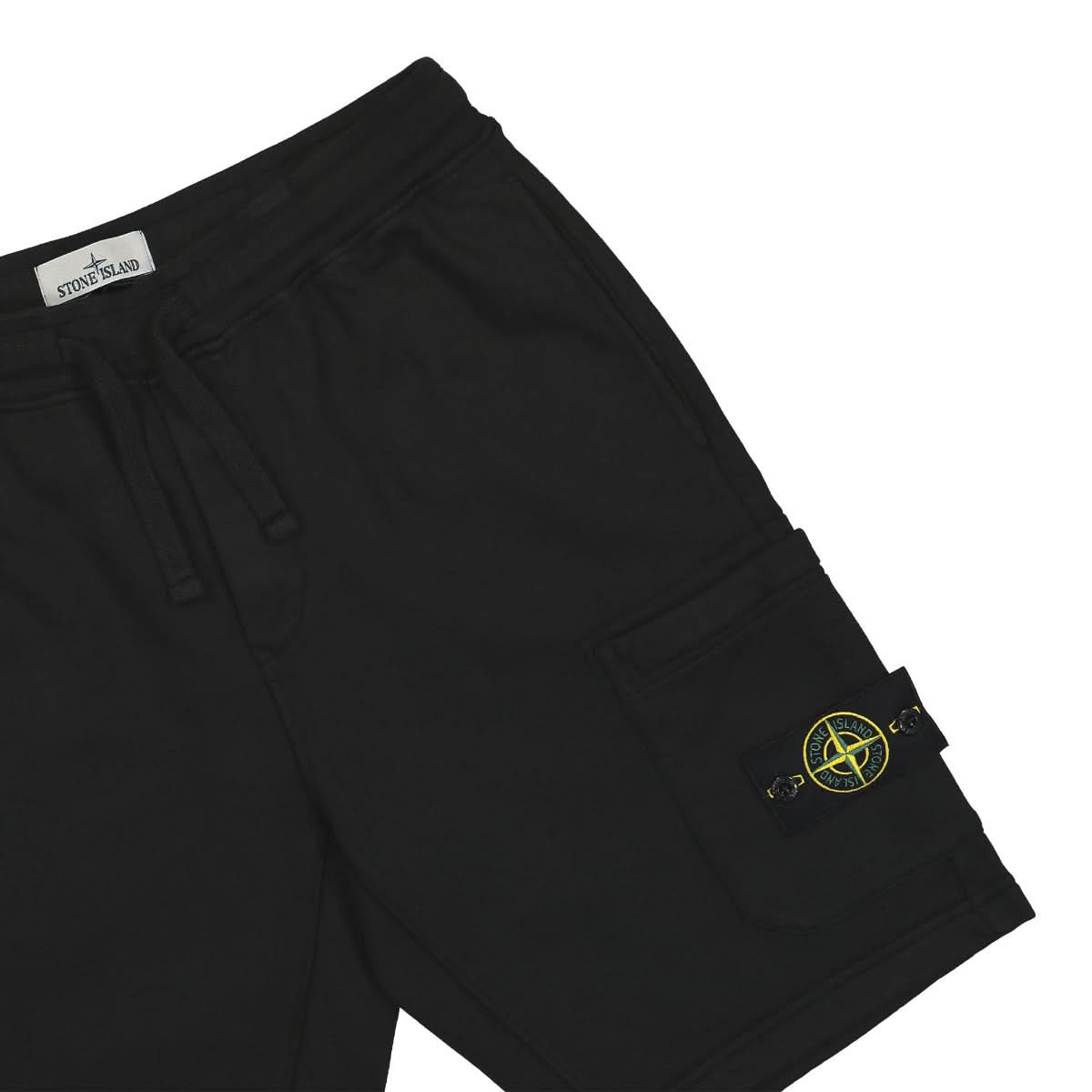 Stone Island Cargo Bermuda Shorts Black Detail view 3 | Gate