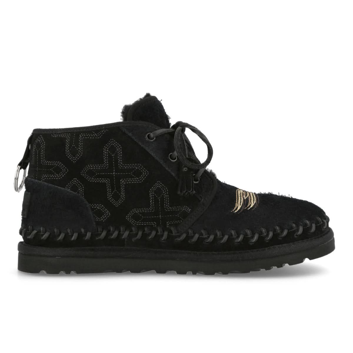 UGG Neumel Boot Black Boots Detail view 2 | Gate