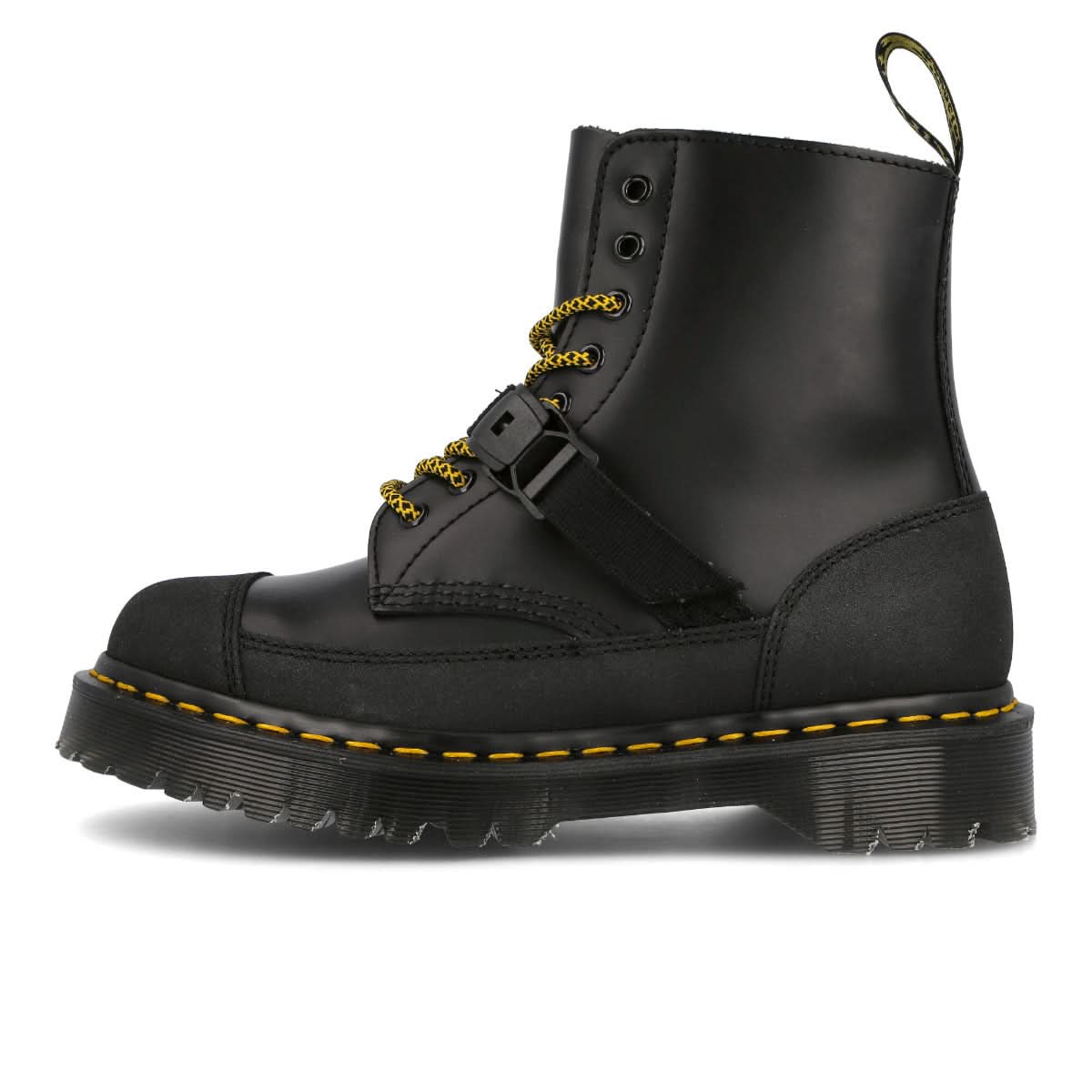 Dr. Martens 1460 Black Boots Detail view 1 | Gate