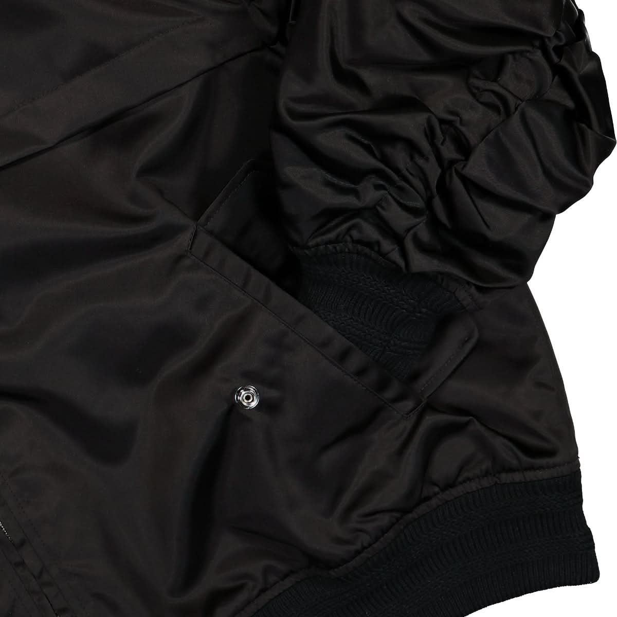 Walter Van Beirendonck Cercle Bomber Black Detail view 4 | Gate