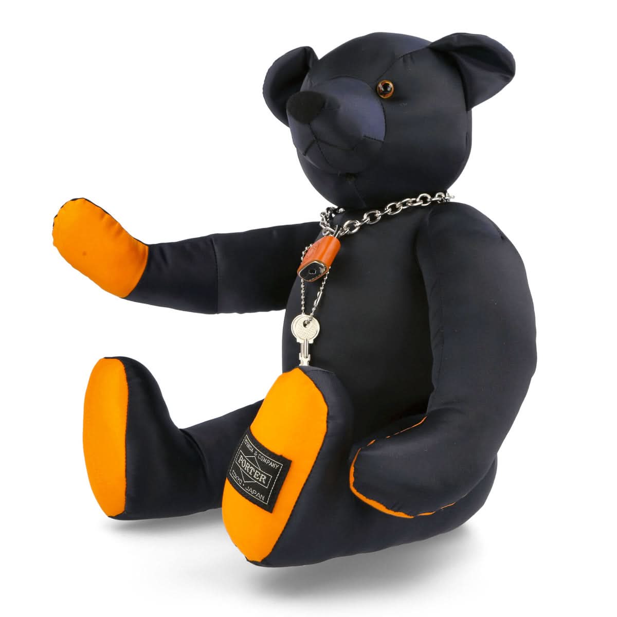 Porter-Yoshida & Co. Grizzly Bear 2021 Blue Detail view 1 | Gate