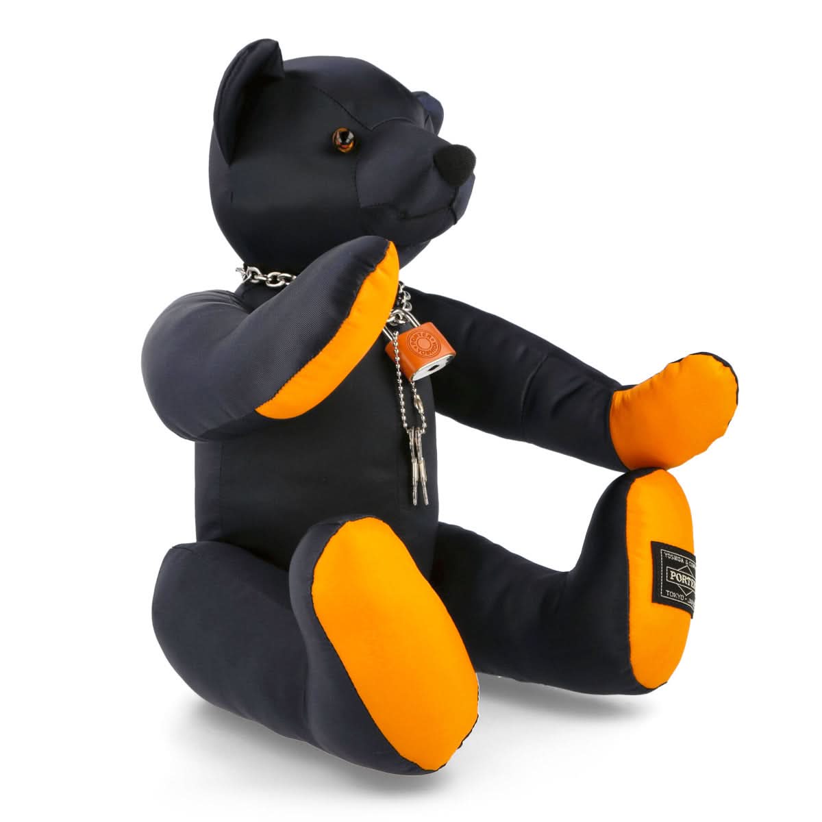Porter-Yoshida & Co. Grizzly Bear 2021 Blue Detail view 4 | Gate
