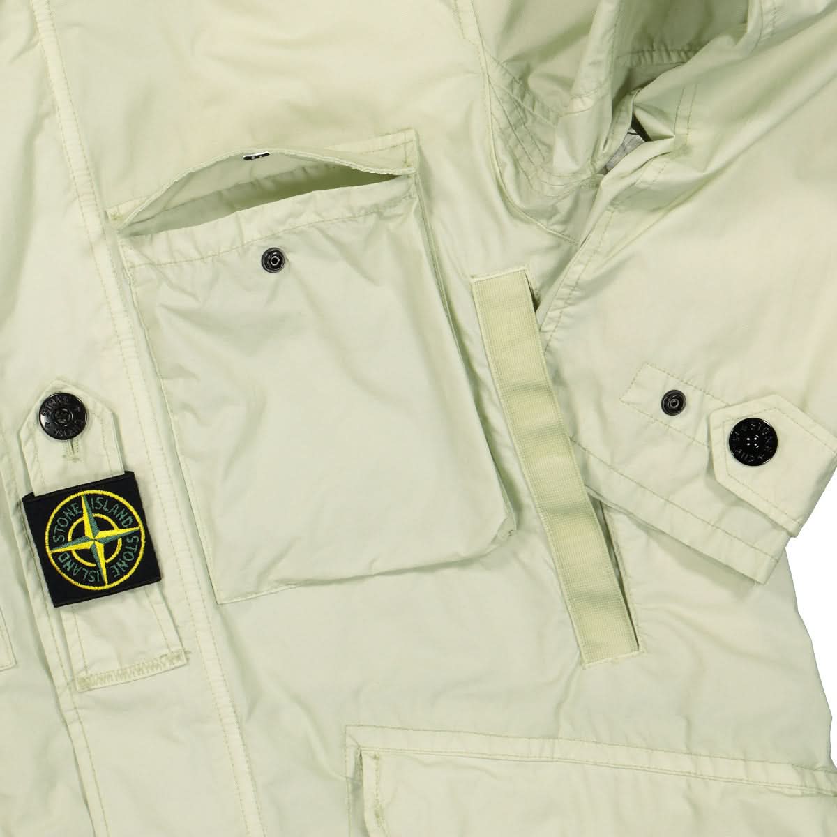 Stone Island Jacket Green Detail view 5 | Gate